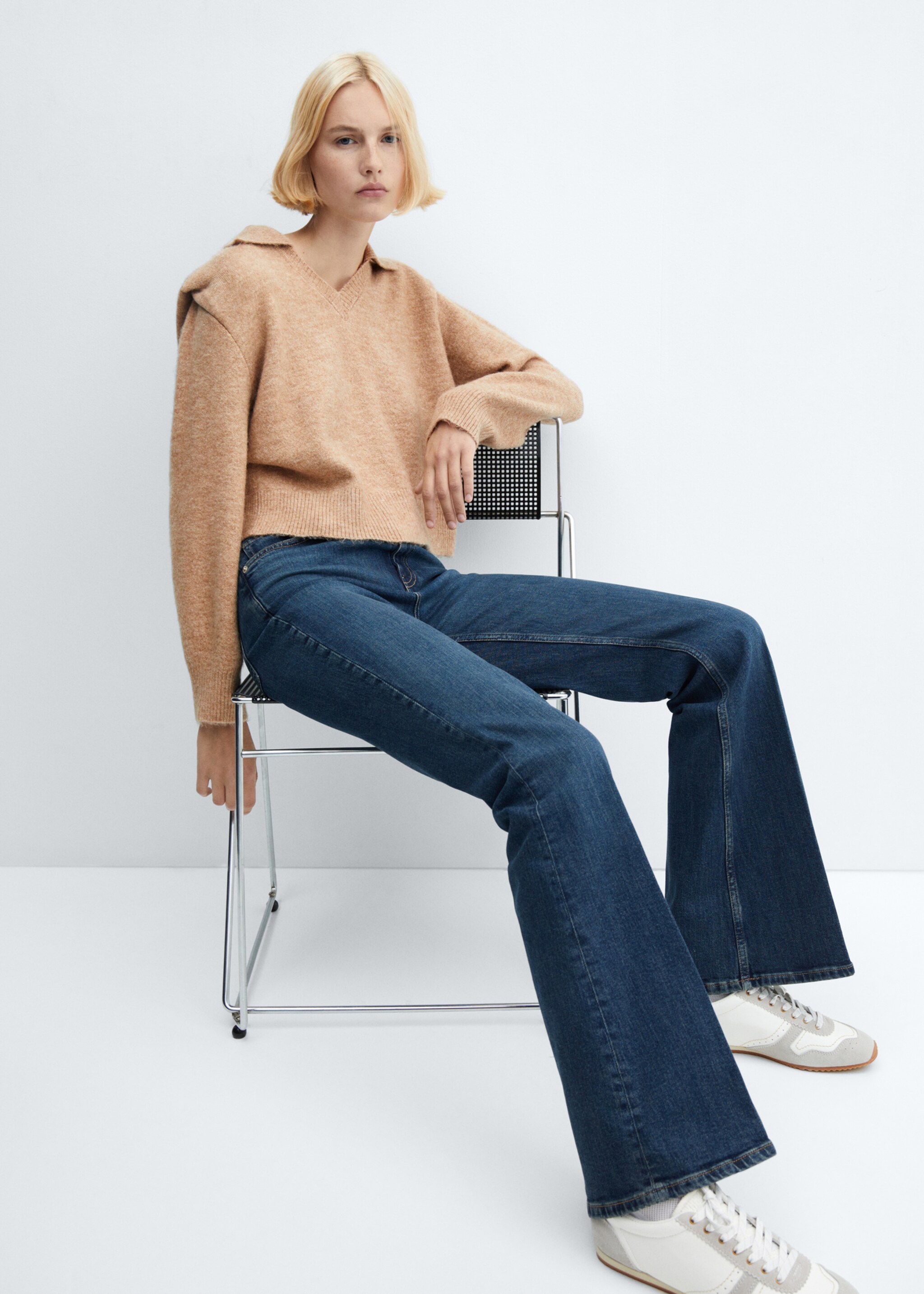 Polo-neck sweater with shoulder pads - Details of the article 2, Medium Brown. Ref: 57007758-00.