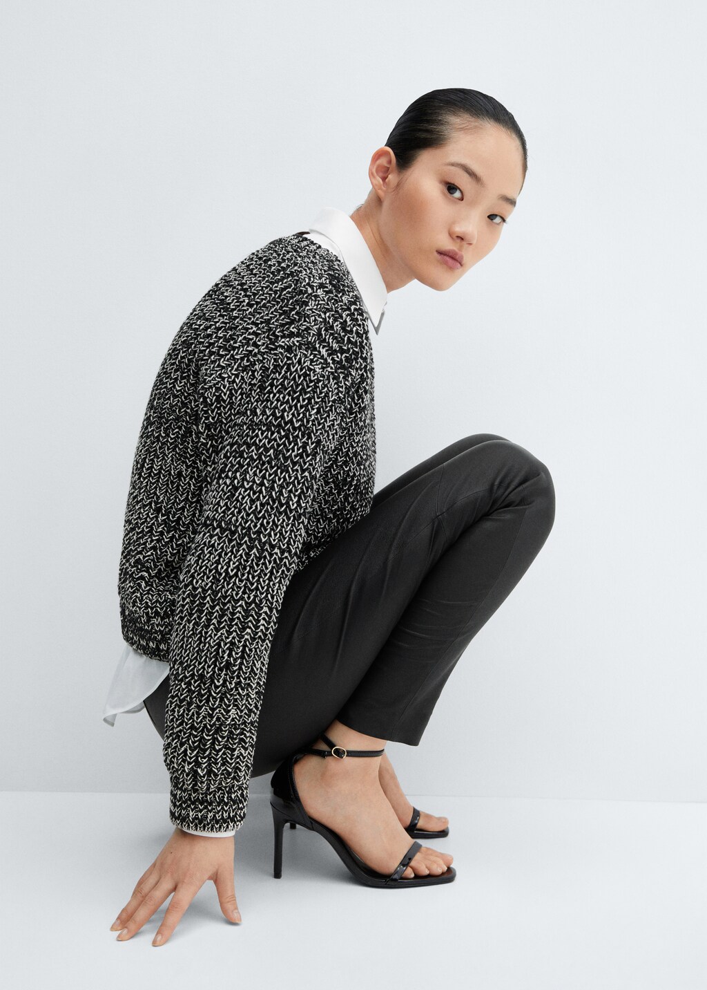 売れ筋商品|||アウェイク モード ニット&セーター レディース アウター DEEP SQUARE DCOLLET AND DOUGHNUT SLEEVES - Jumper - black 67020457_99.jpg?ts=1697634184681