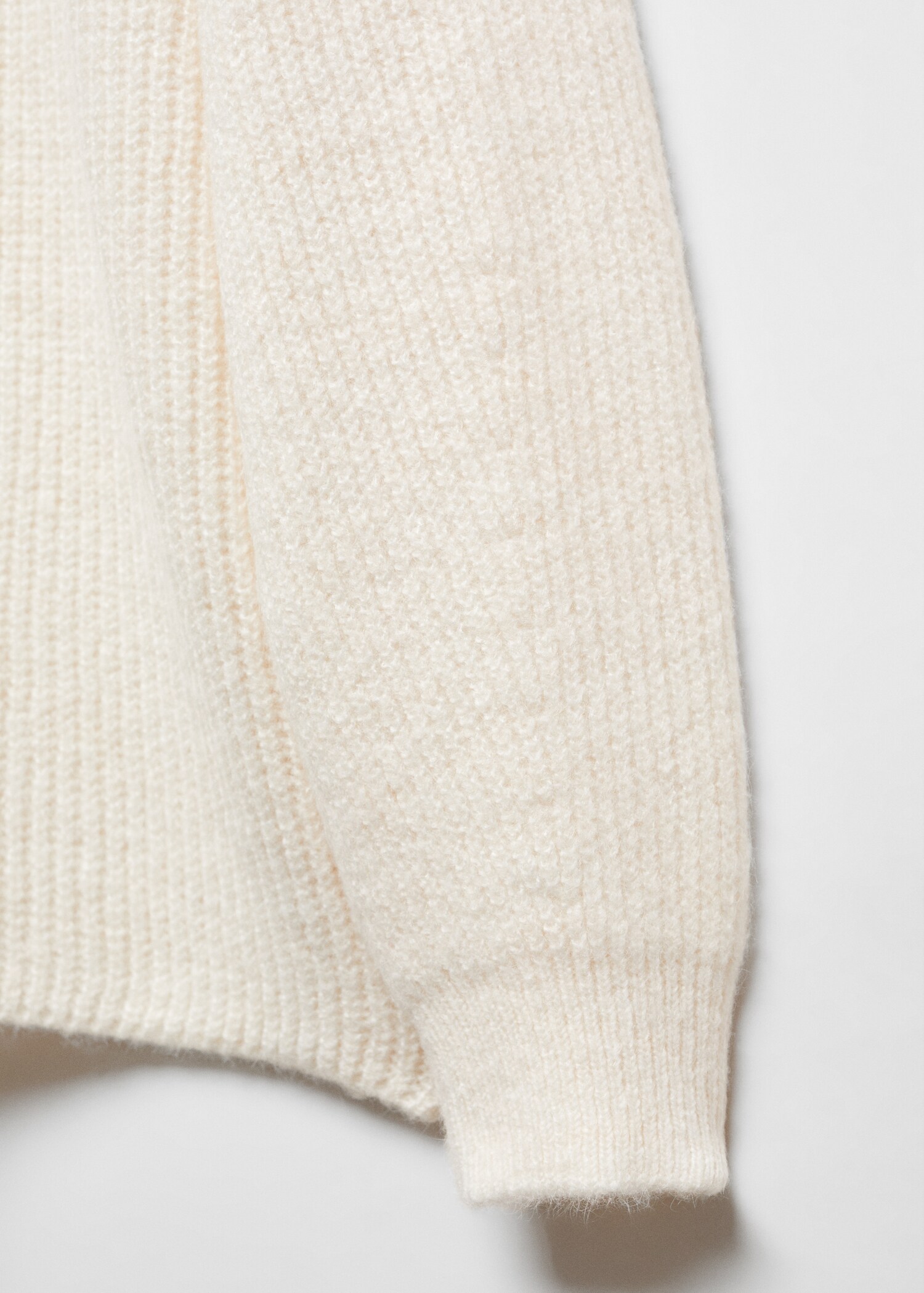 Round-neck knitted sweater - Details of the article 8