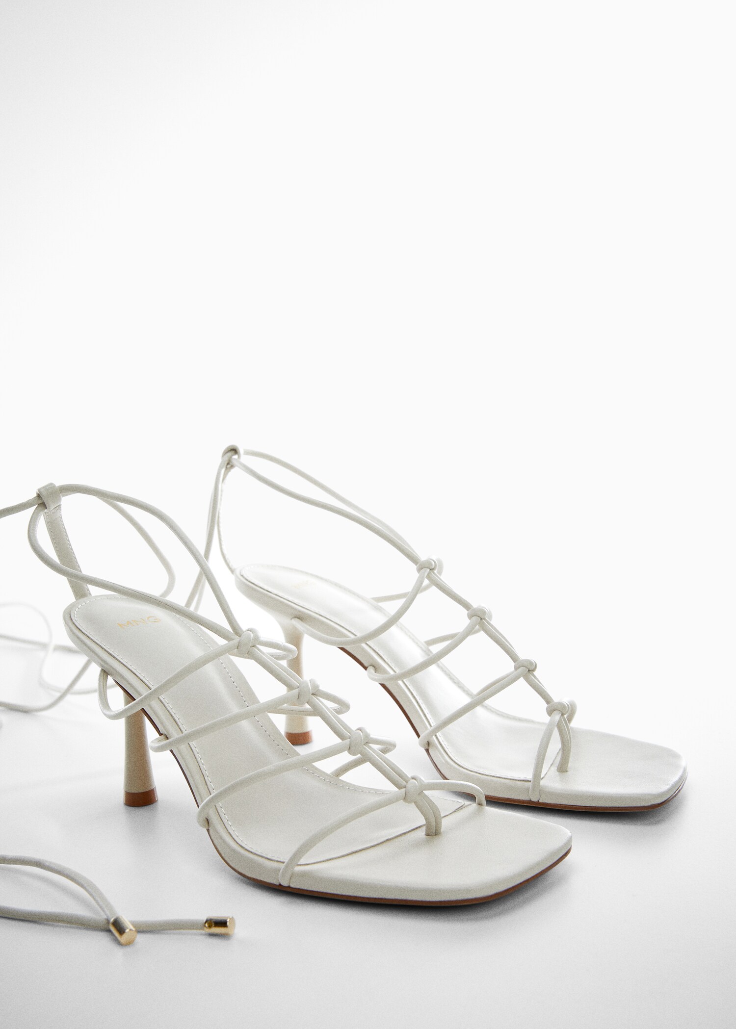 Strappy heeled sandals - Medium plane