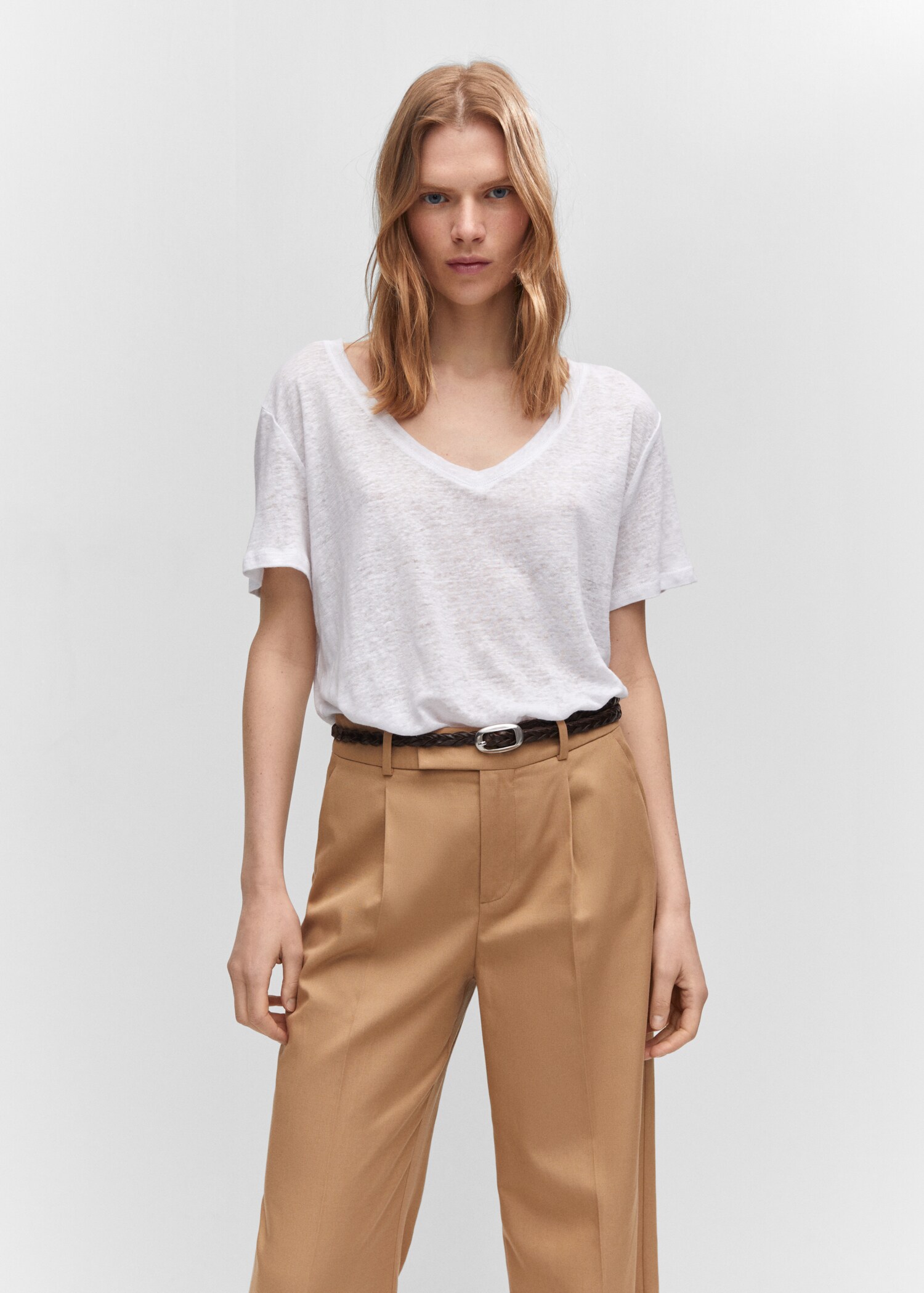 V-neck linen t-shirt - Medium plane