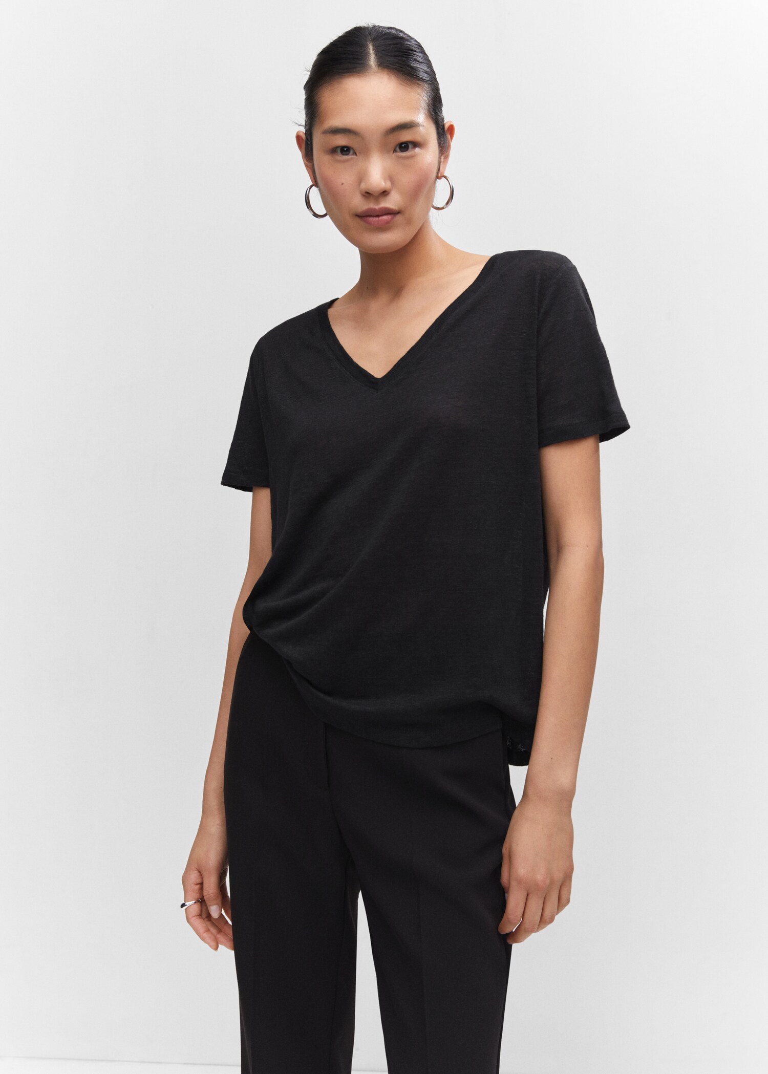 V-neck linen t-shirt - Medium plane