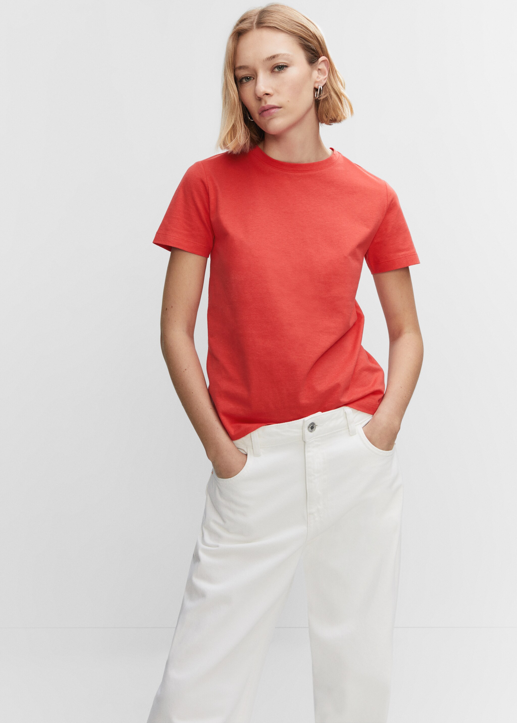 Camiseta 100% algodón  - Plano medio
