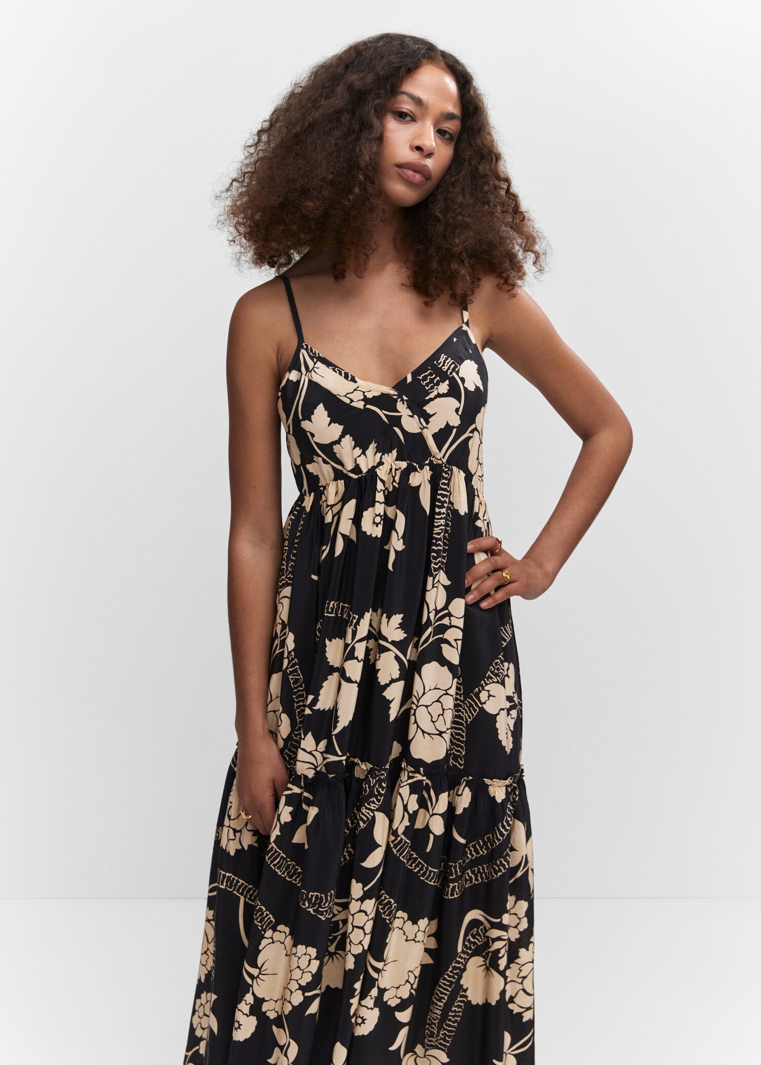 Vestido estampado vuelo - Plano medio