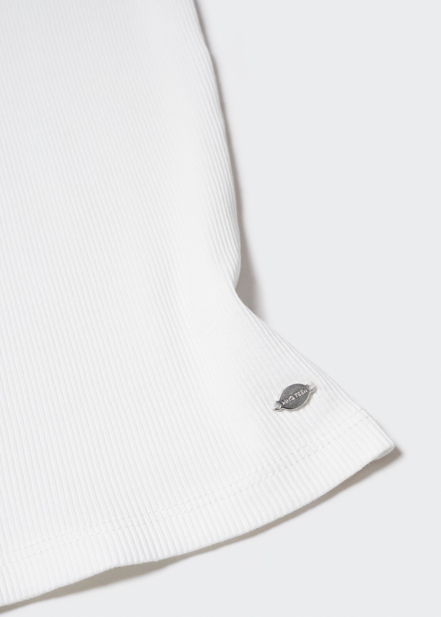 Cotton T-shirt - Details of the article 8