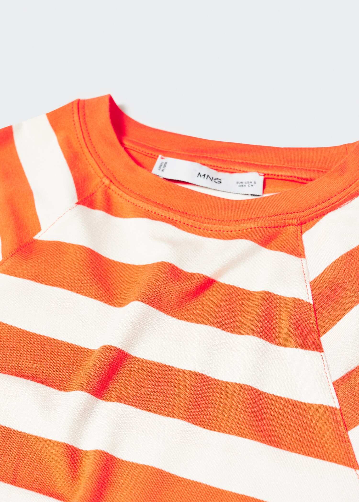 Striped print T-shirt - Details of the article 8