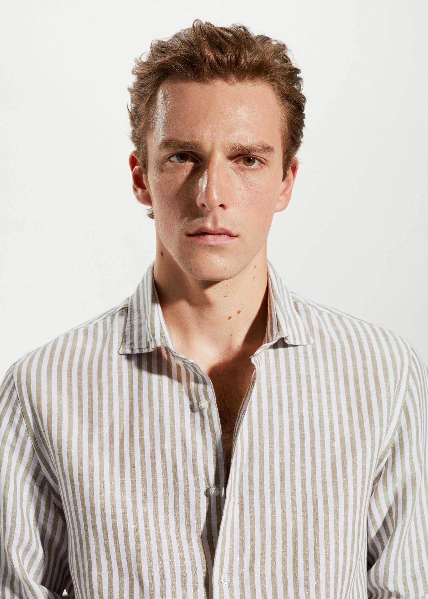 Chemise slim fit lin à rayures - Détail de l'article 1