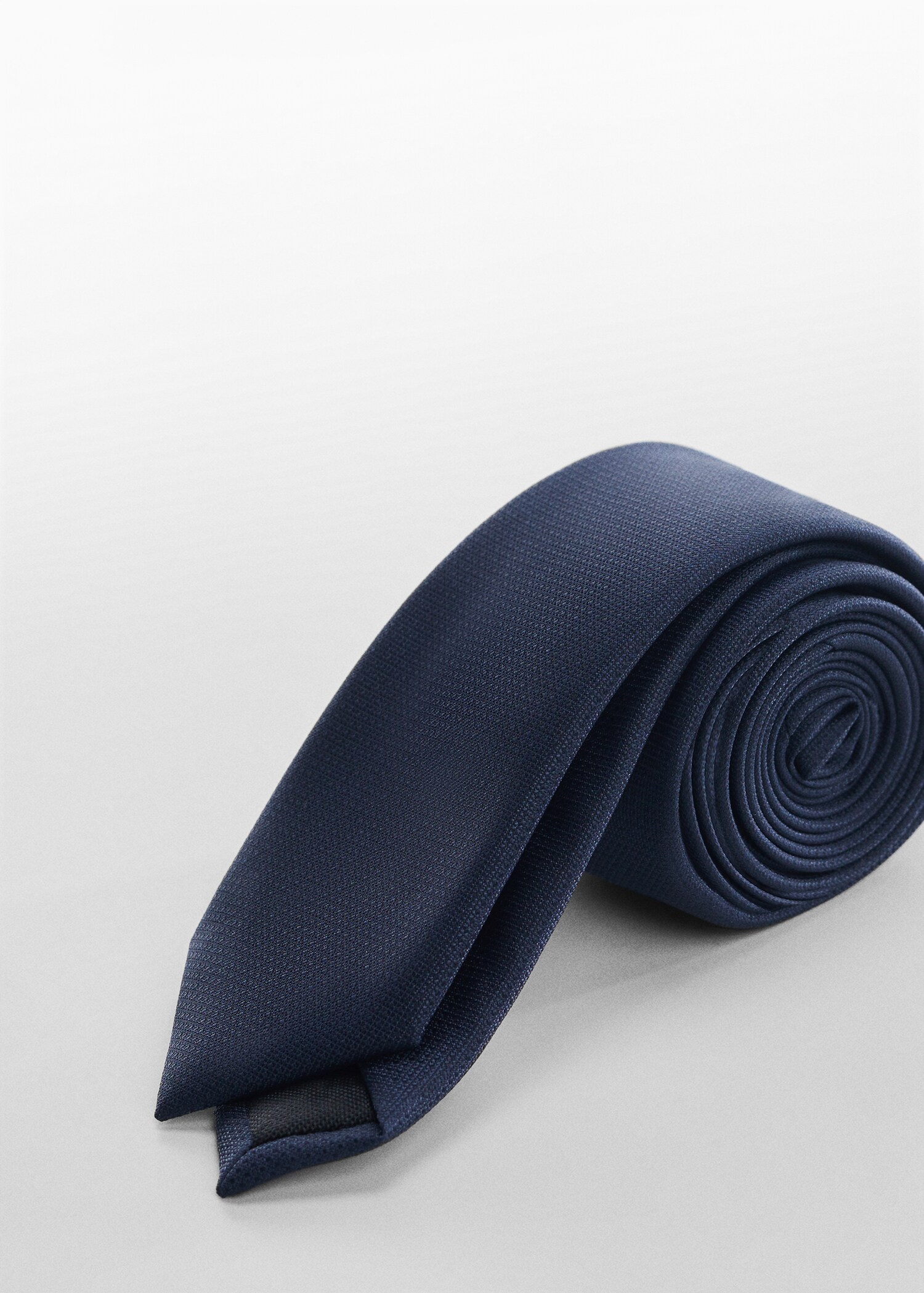 Narrow structured tie - Medium plane