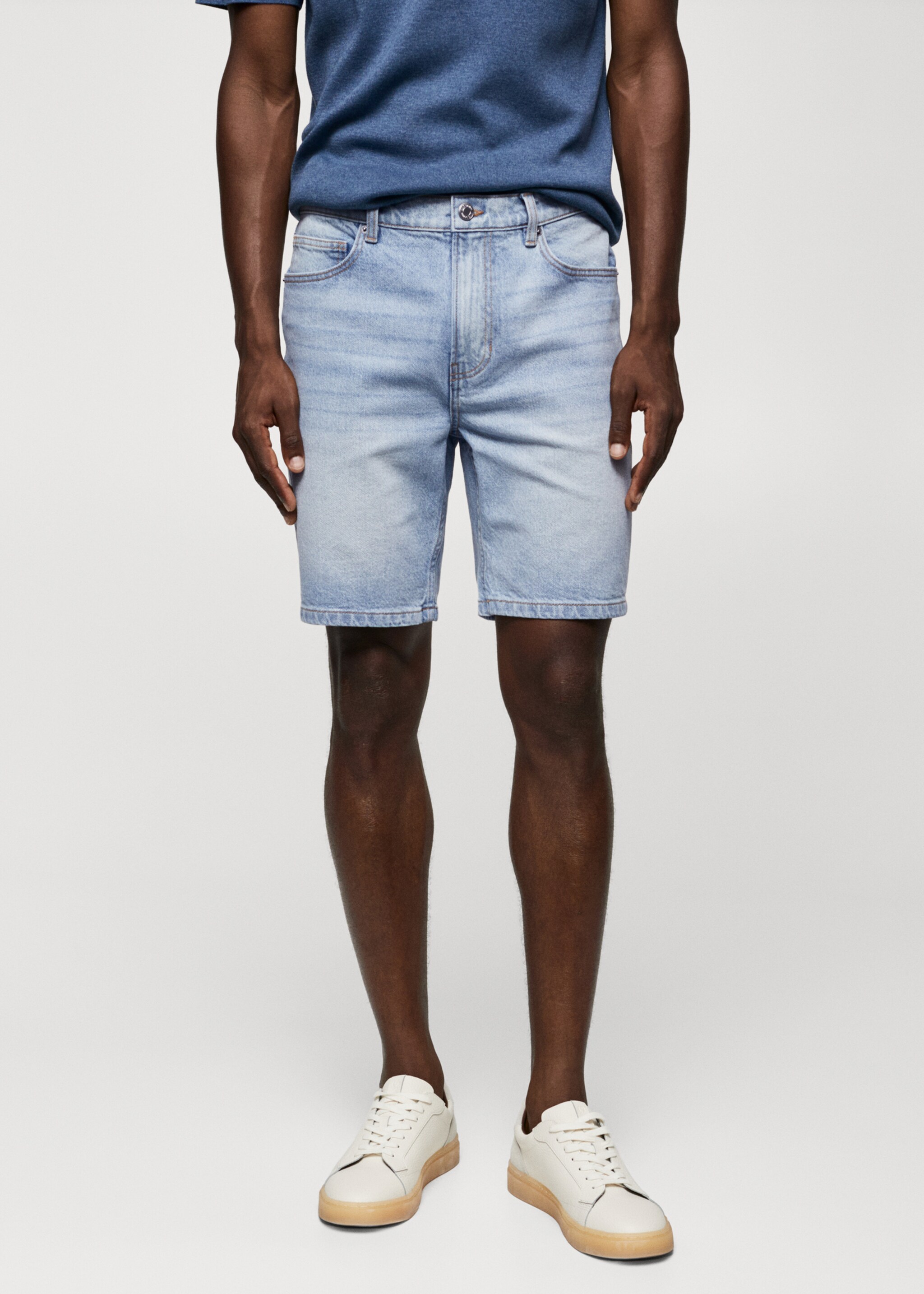 Regular-fit denim bermuda shorts - Medium plane, Light Blue. Ref: 57010679-00.