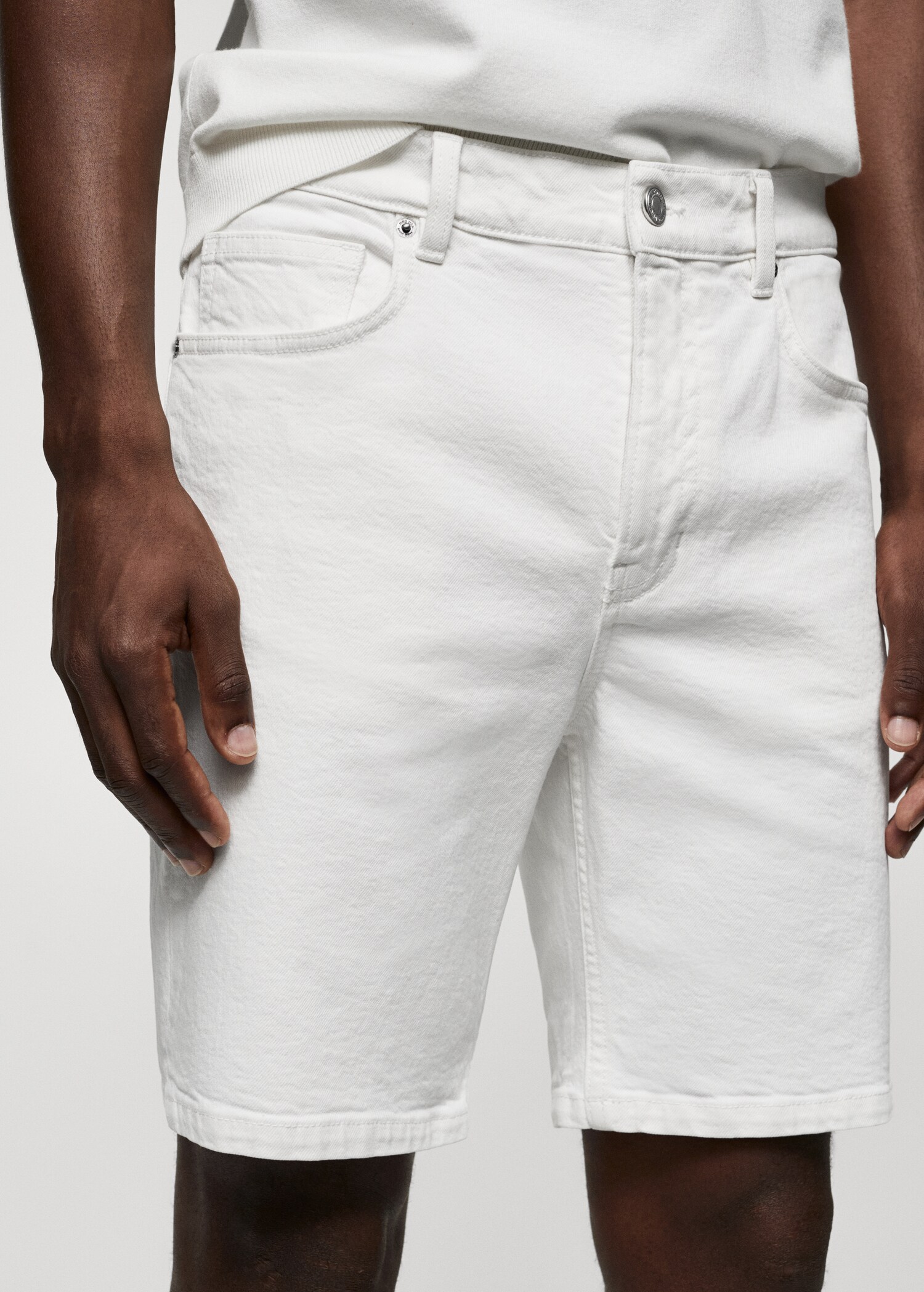 Bermudas vaquera regular fit - Detalle del artículo 1