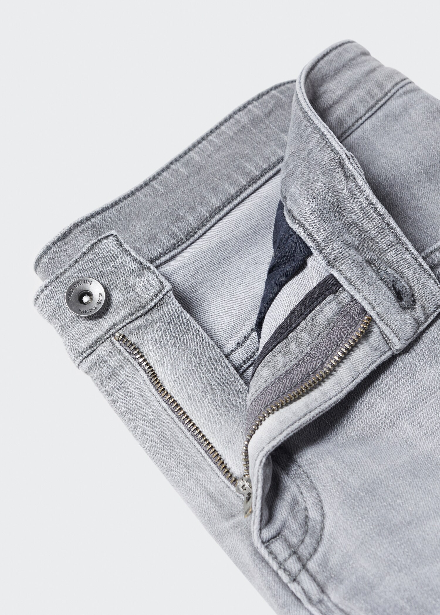 Bermudas vaqueras slim fit - Detalle del artículo 8