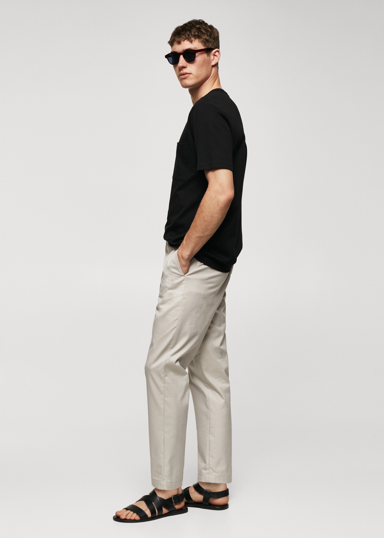 100% cotton t-shirt with pocket - Details of the article 2