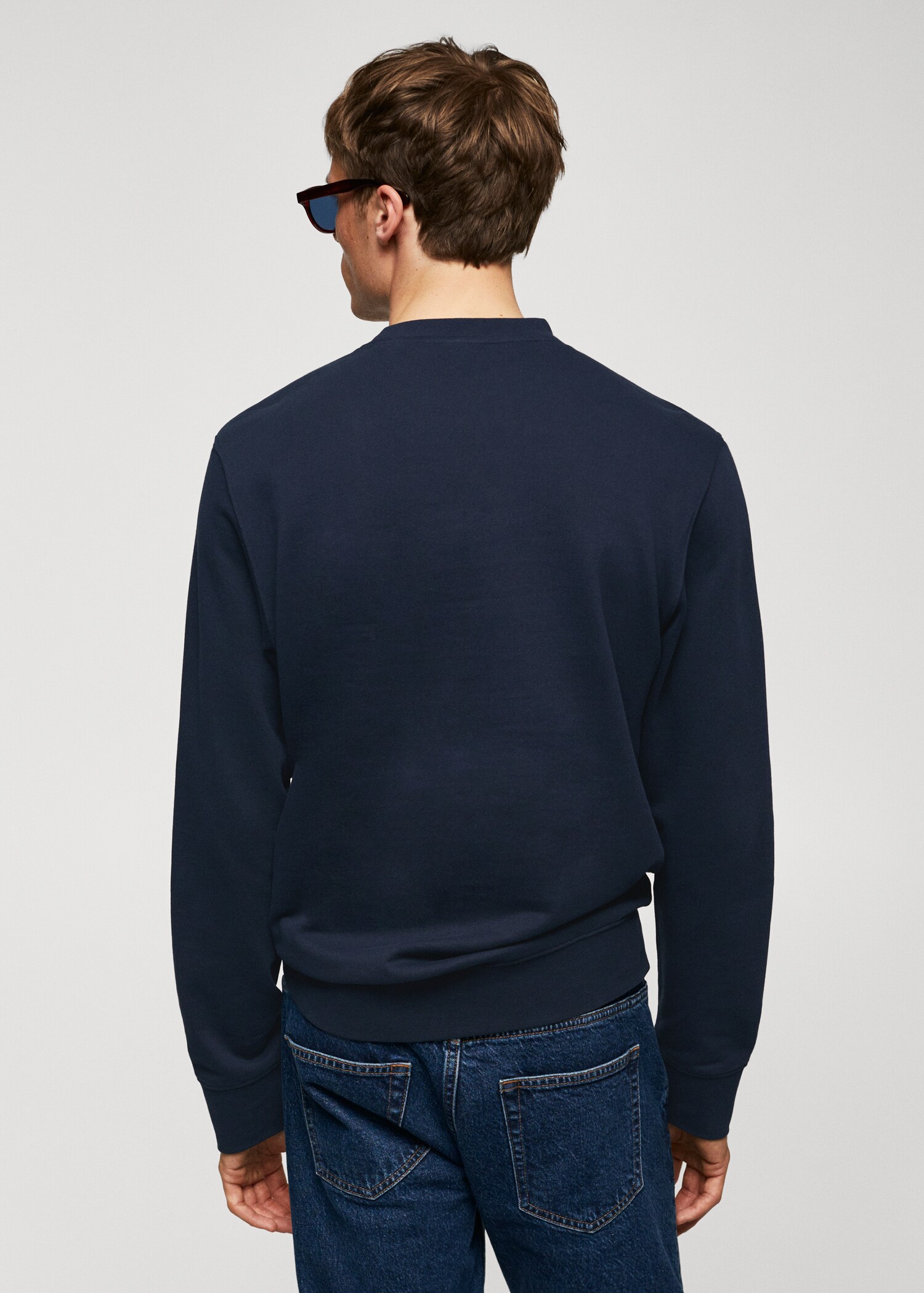 Sudadera básica 100% algodón - Reverso del artículo