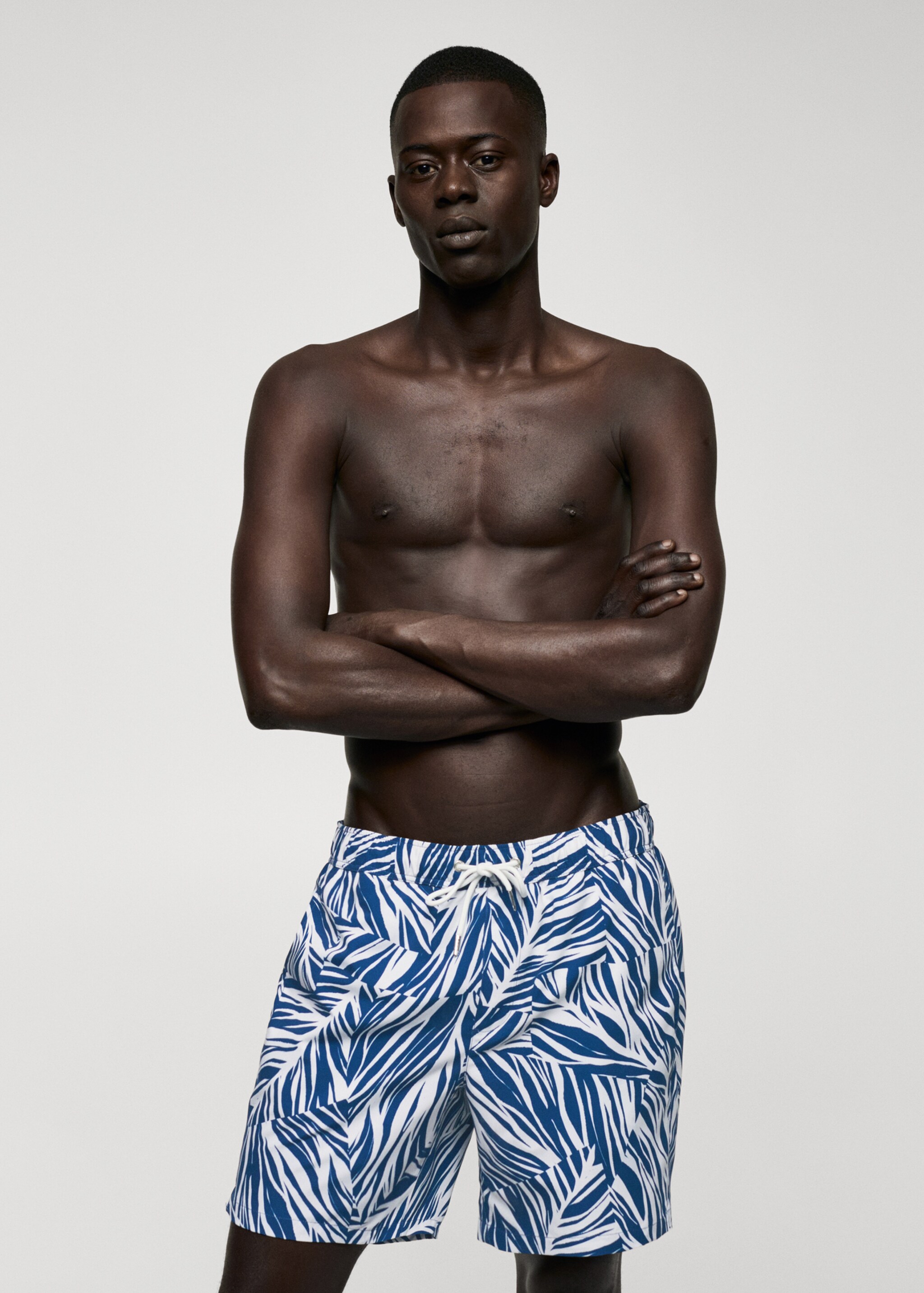 Leaf-print swimsuit - Medium plane