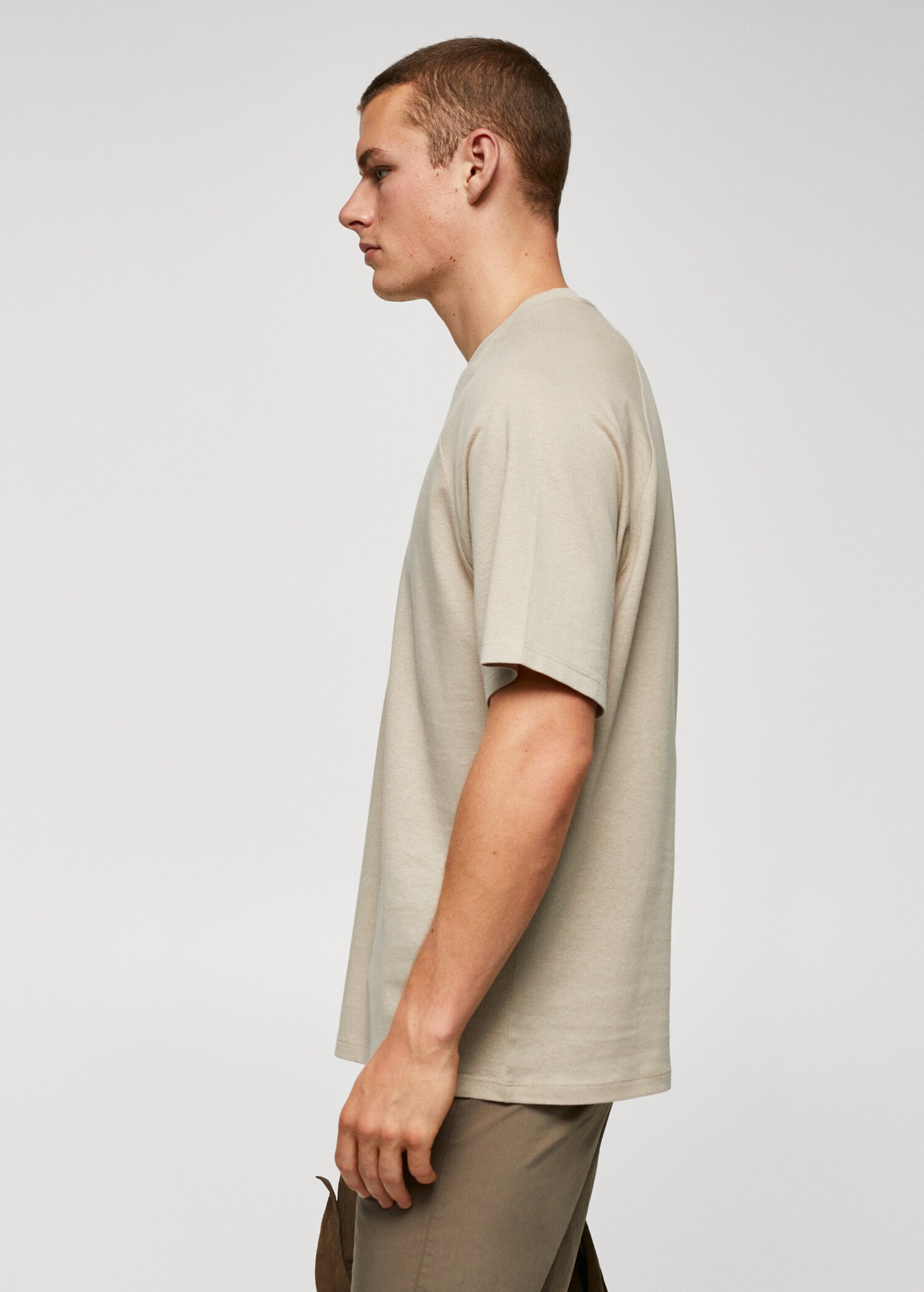 Textured cotton-linen t-shirt - Details of the article 2