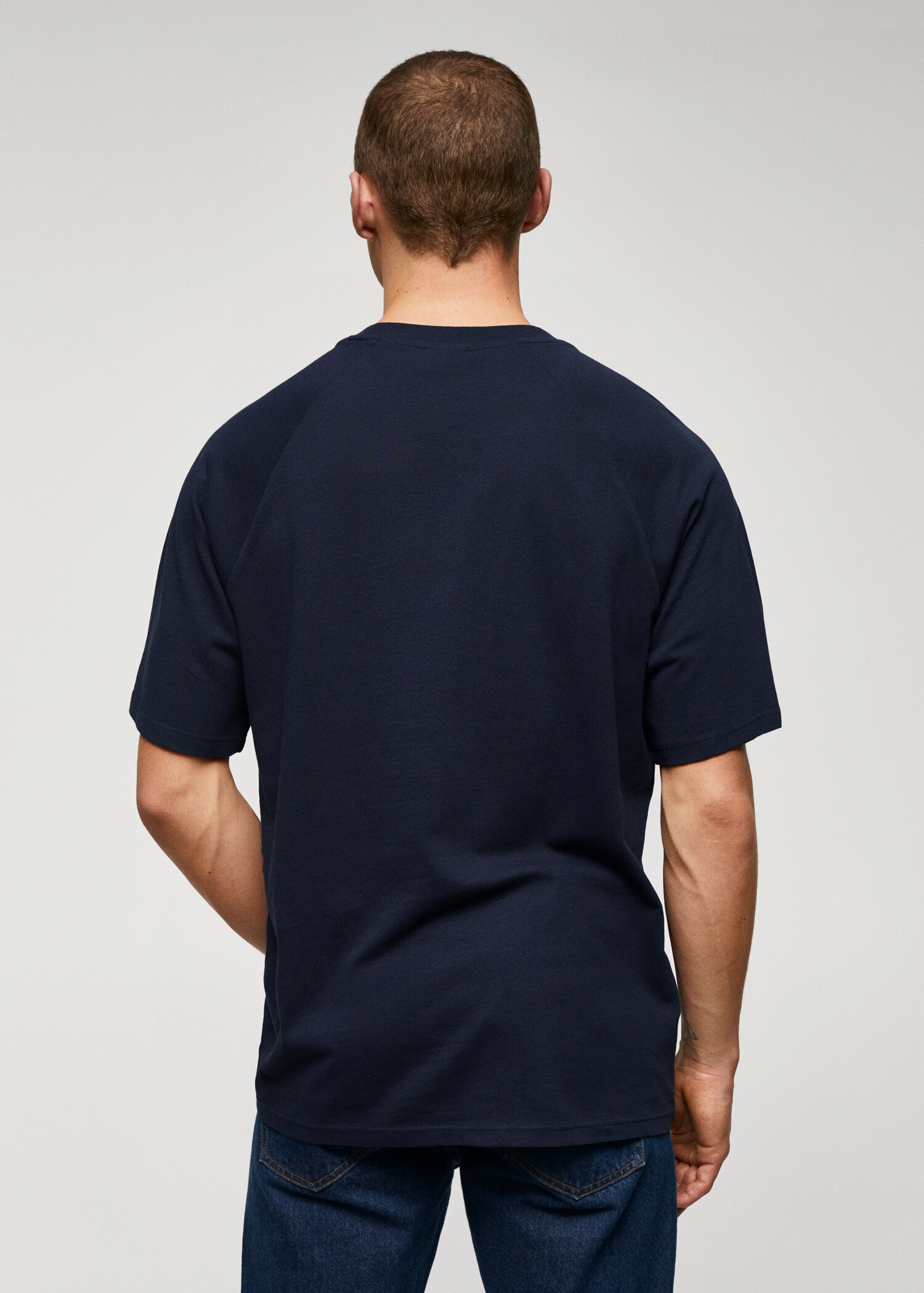 Textured cotton-linen t-shirt - Reverse of the article