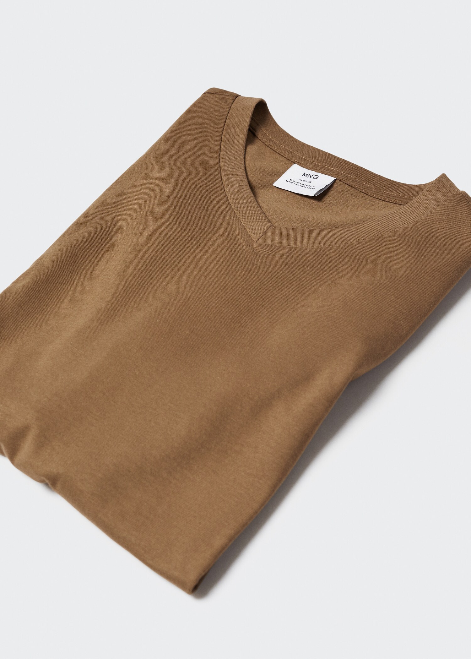 Camiseta básica algodón cuello pico - Detalle del artículo 8