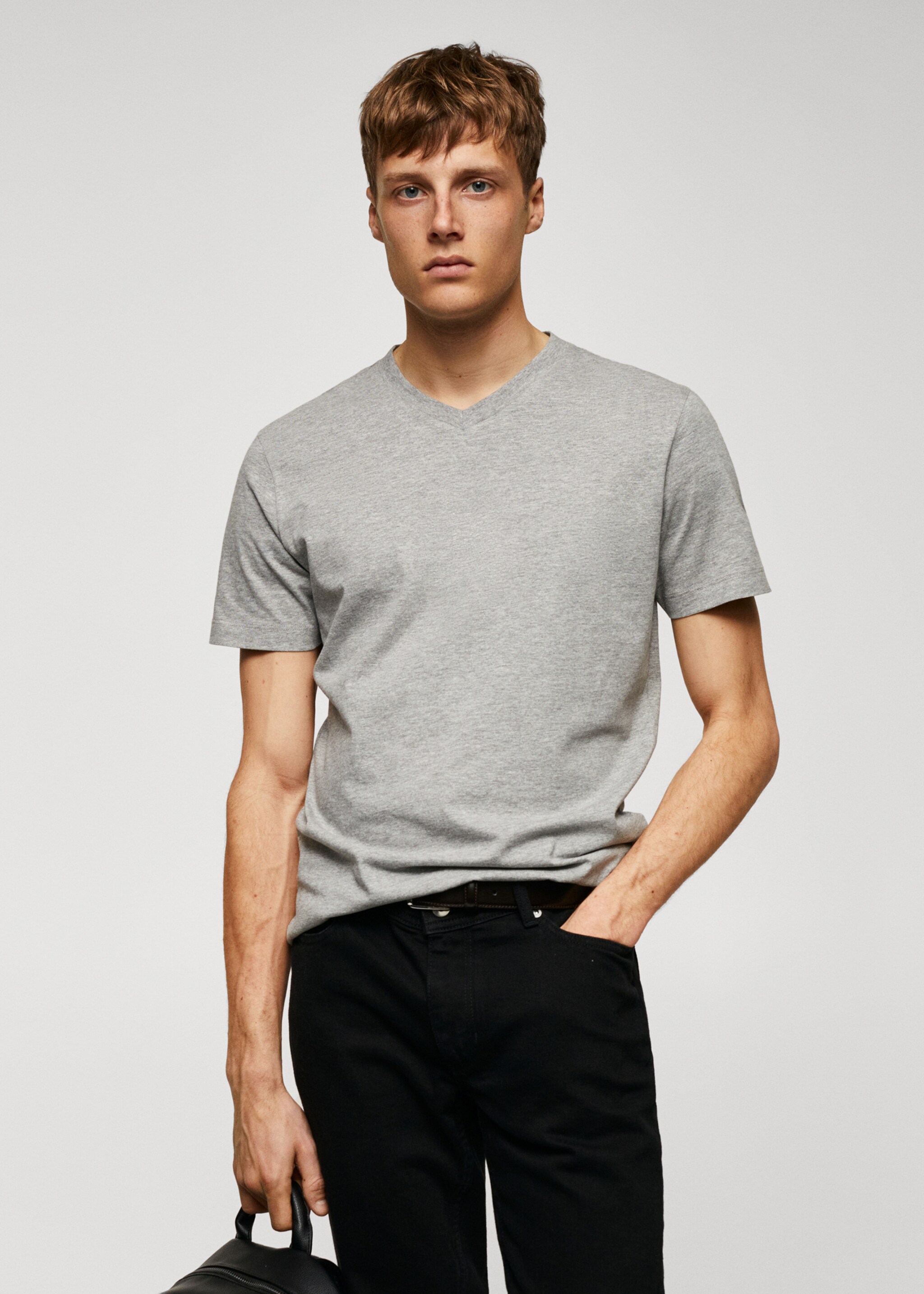 Basic cotton V-neck T-shirt - Medium plane