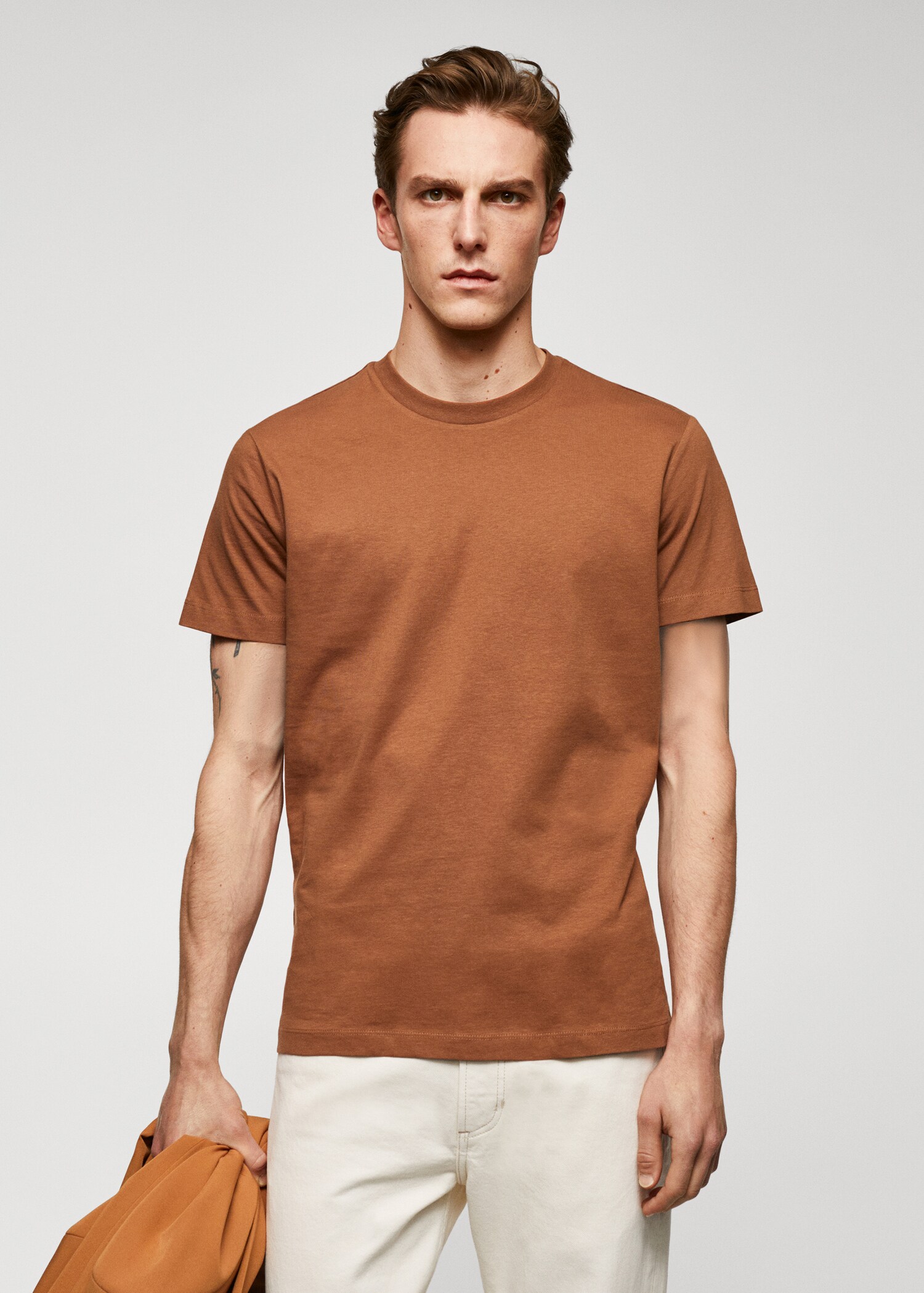 Camiseta básica algodón comfort stretch - Plano medio