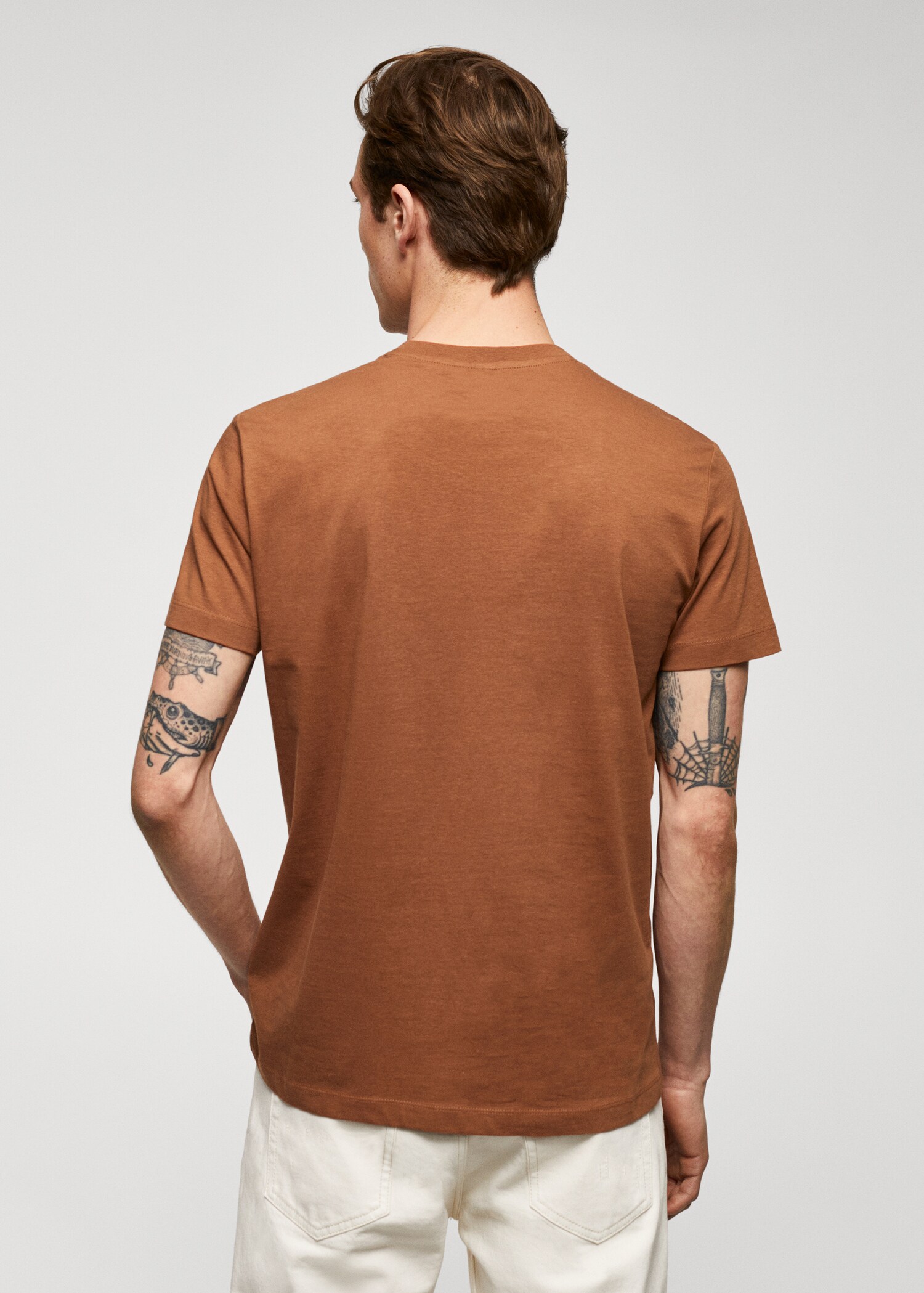 Camiseta básica algodón comfort stretch - Reverso del artículo
