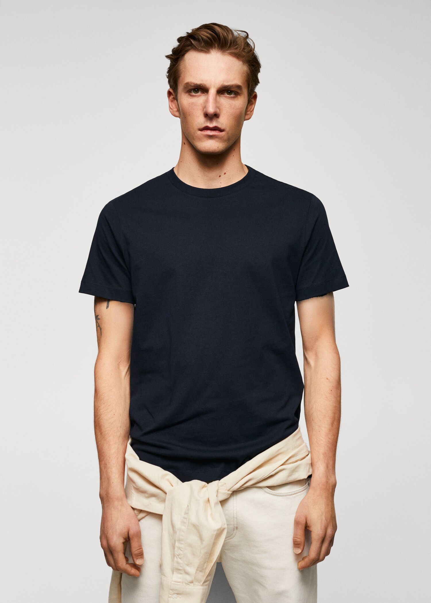 Camiseta básica algodón comfort stretch - Plano medio