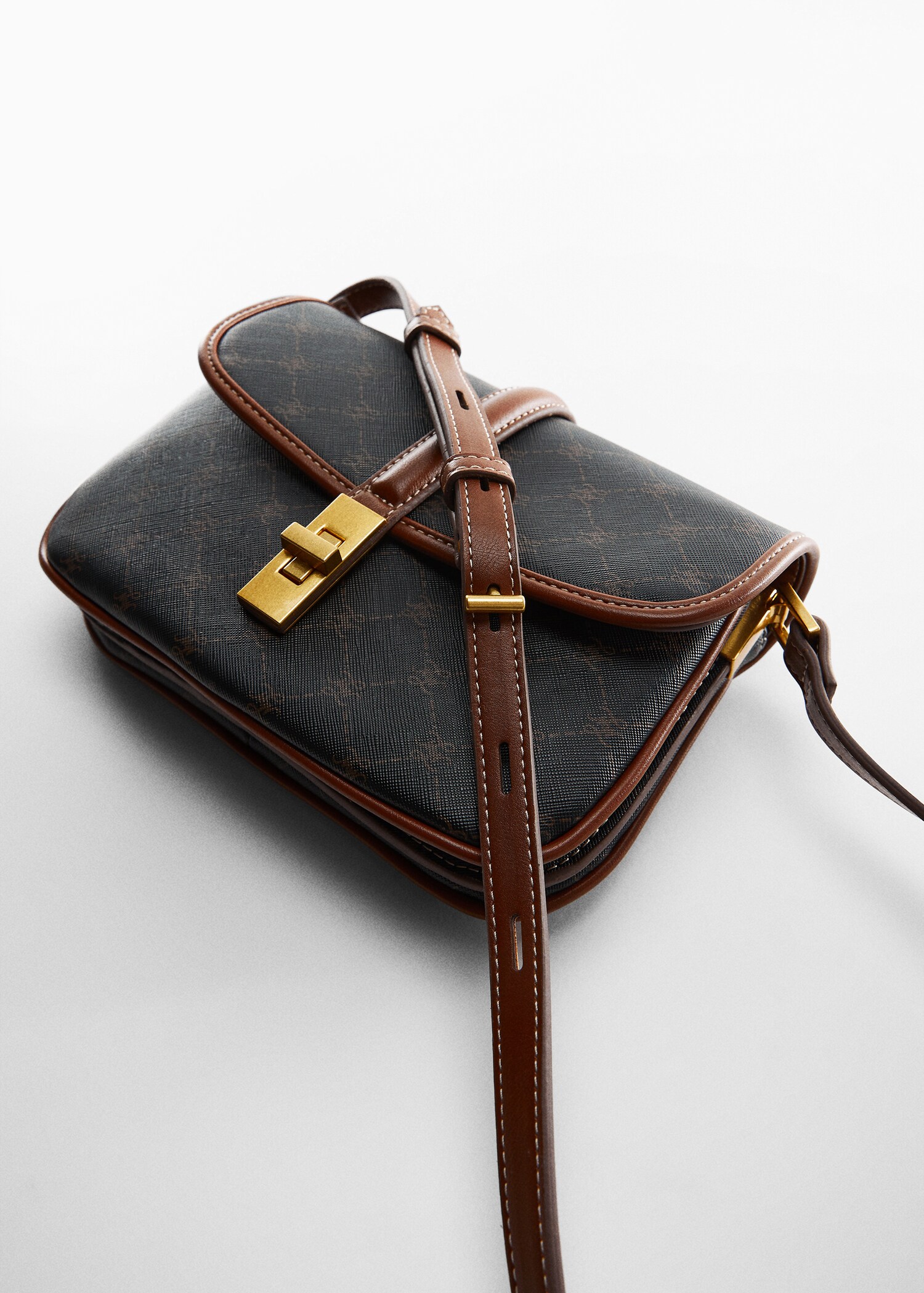 Bolso bandolera estampado logo - Detalle del artículo 5
