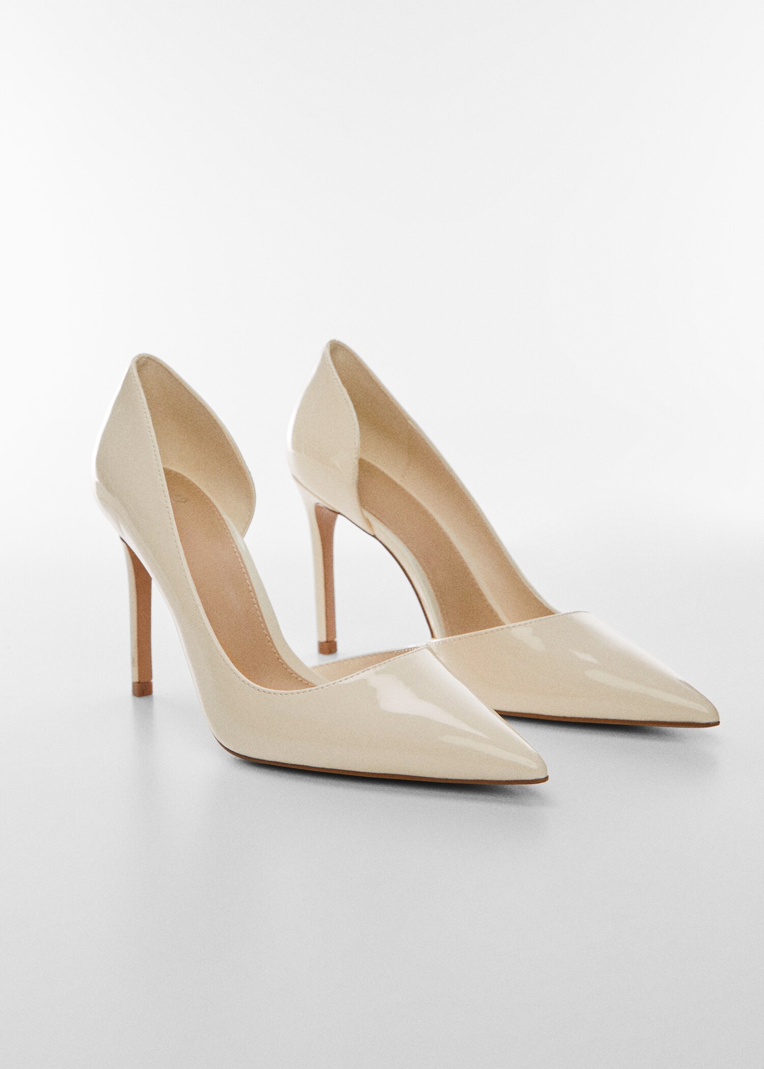 Asymmetrical heeled shoes - Medium plane