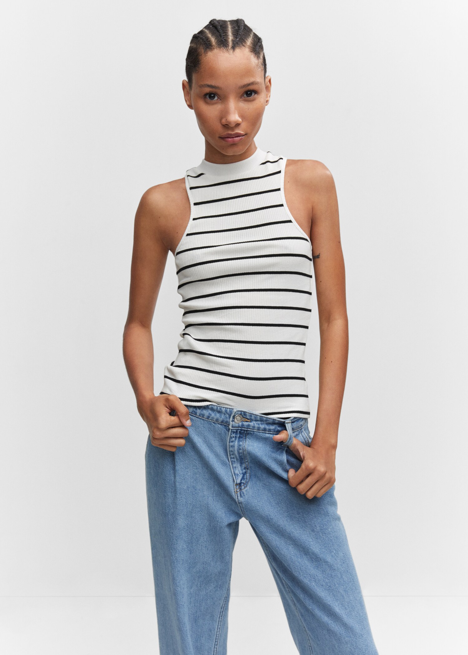 Top rayas cuello perkins - Plano medio