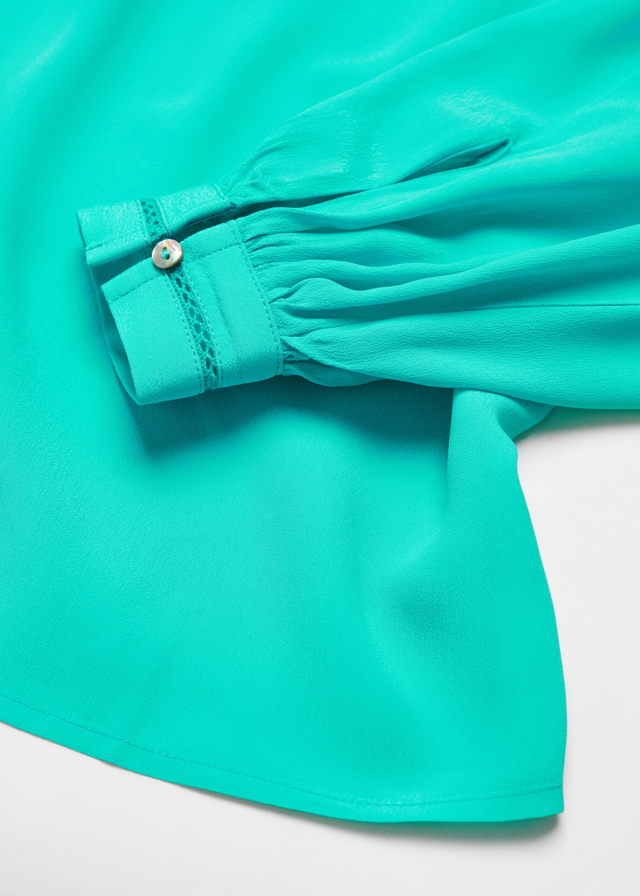Raglan-sleeve blouse - Details of the article 8