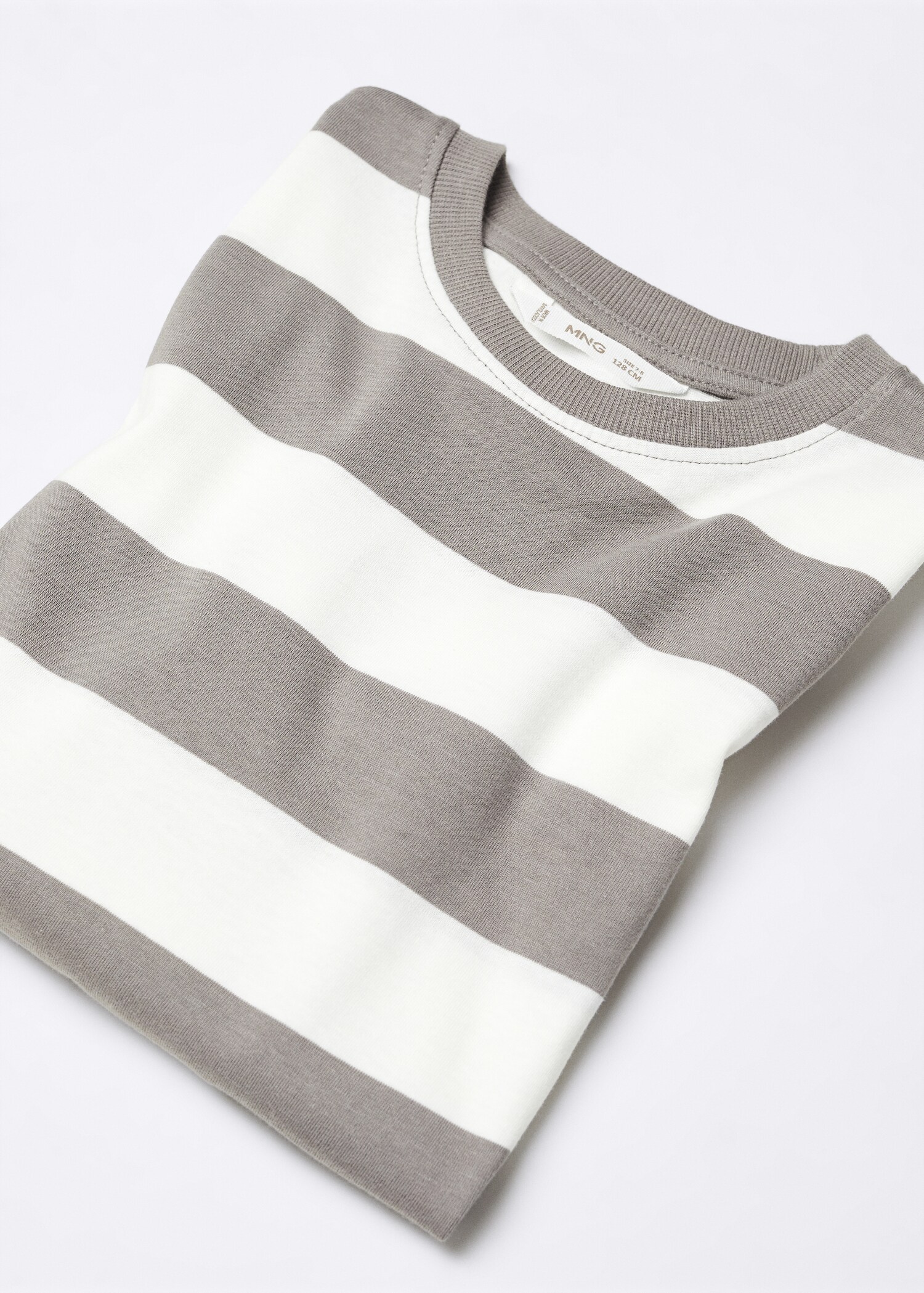 Striped long sleeves t-shirt - Details of the article 8