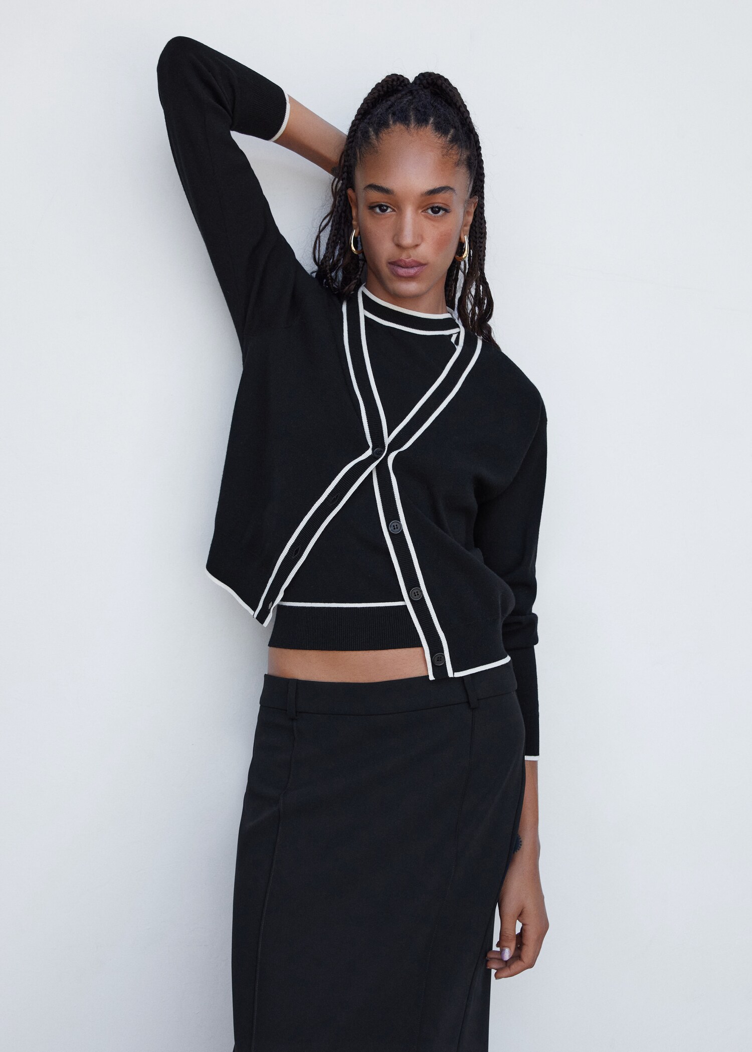 Strick-Cardigan mit Kontrastdetail - Mittlere Ansicht