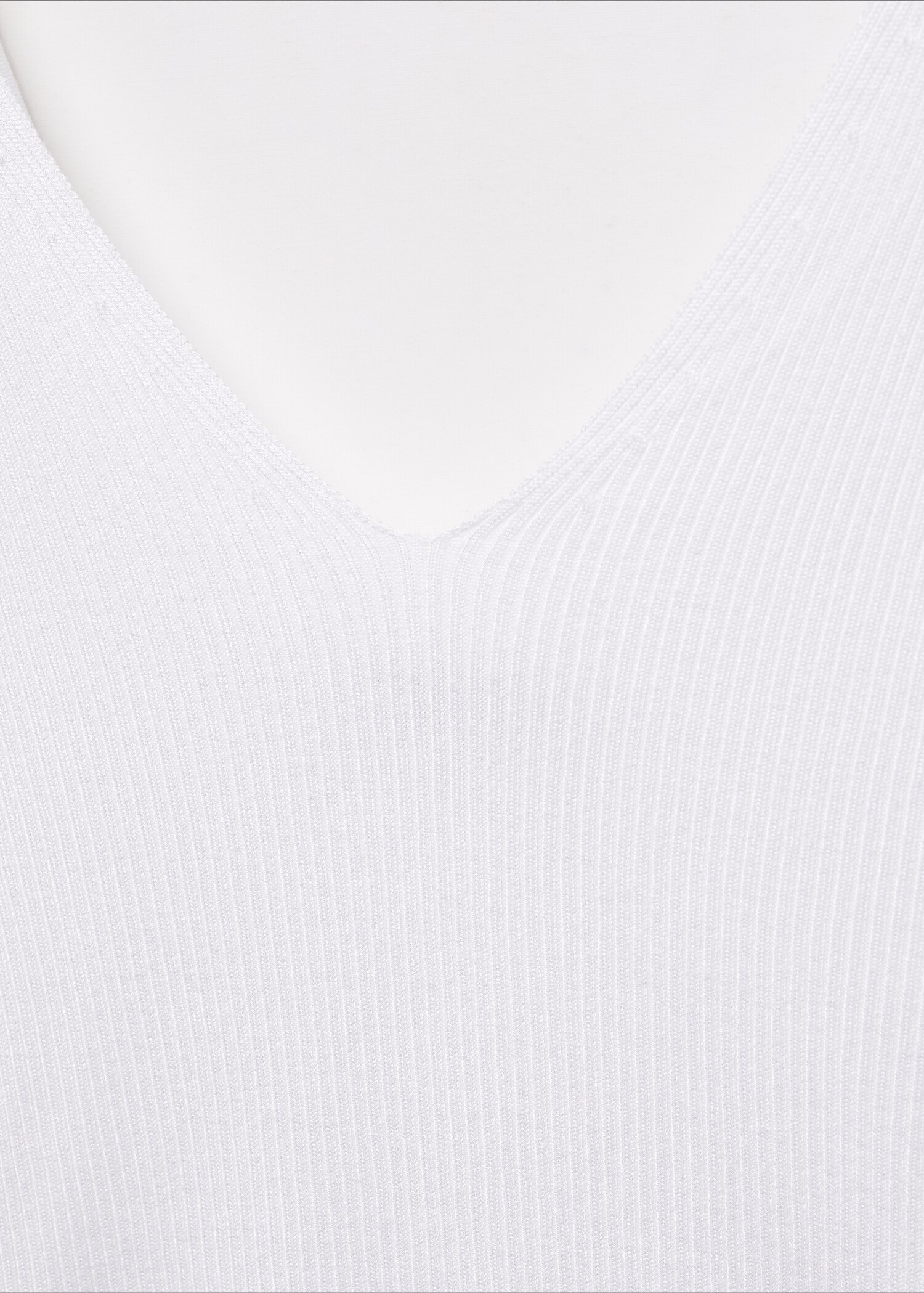 Ribbed sweater with low-cut back - Details of the article 8