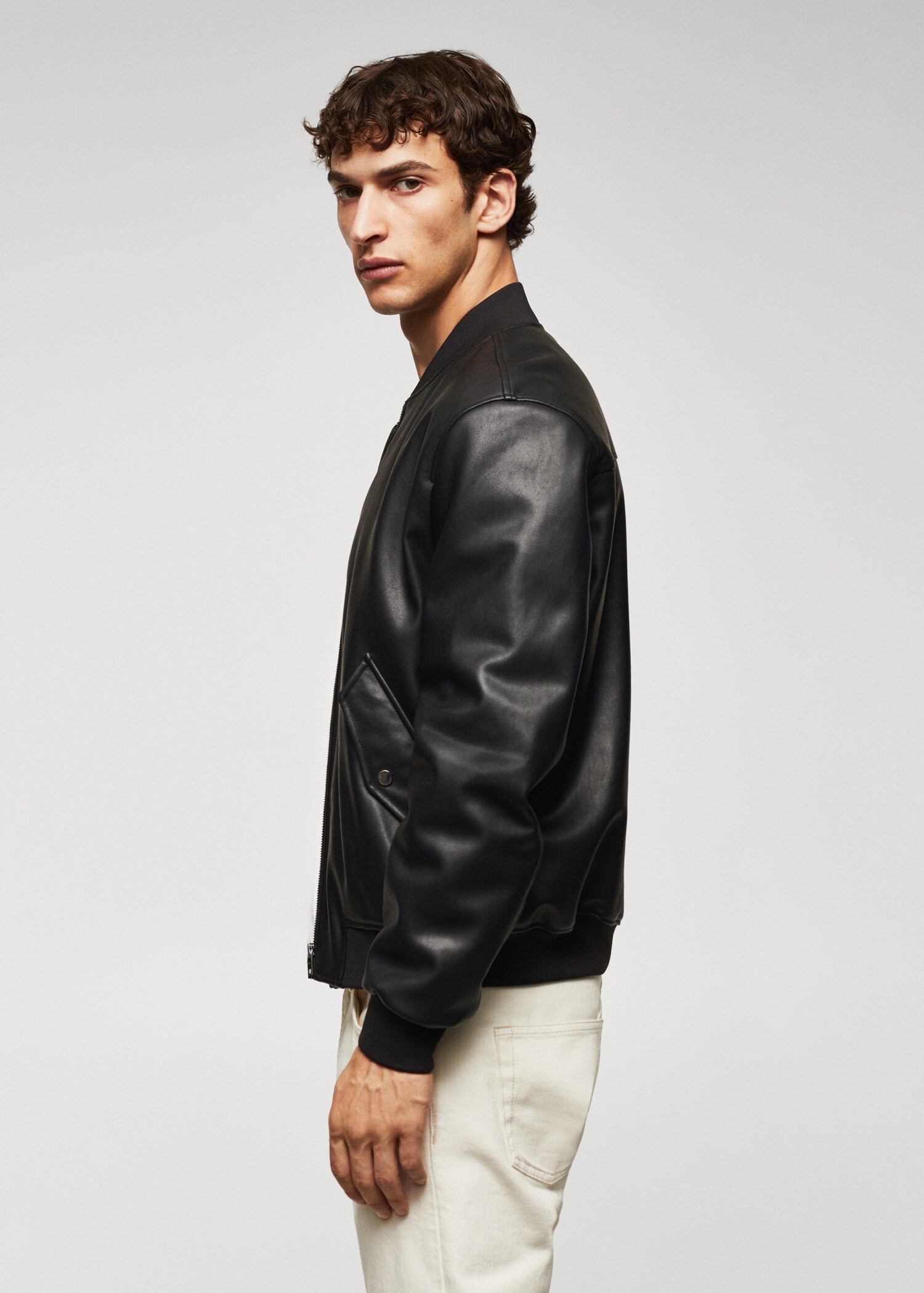 Leather-effect bomber jacket - Details of the article 2
