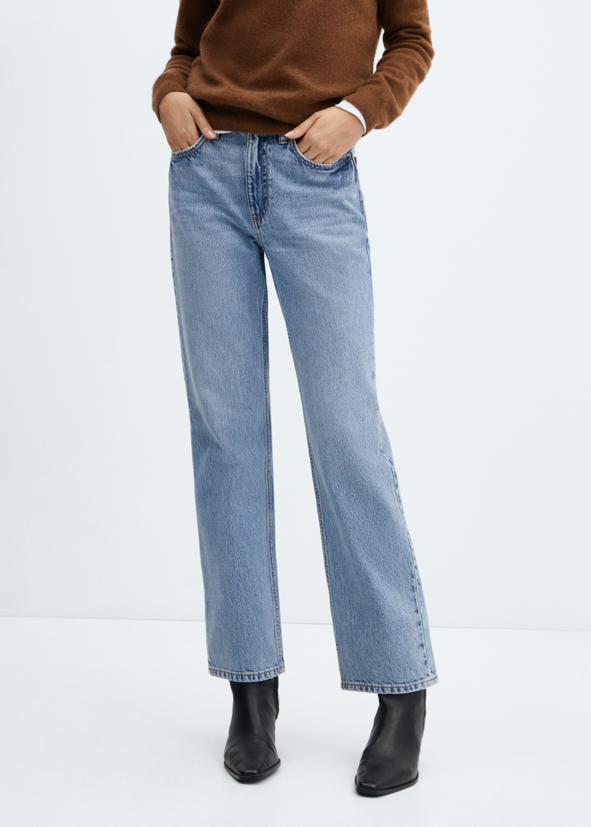 Mid-rise straight jeans - Medium plane, Bleach Blue. Ref: 57014406-00.