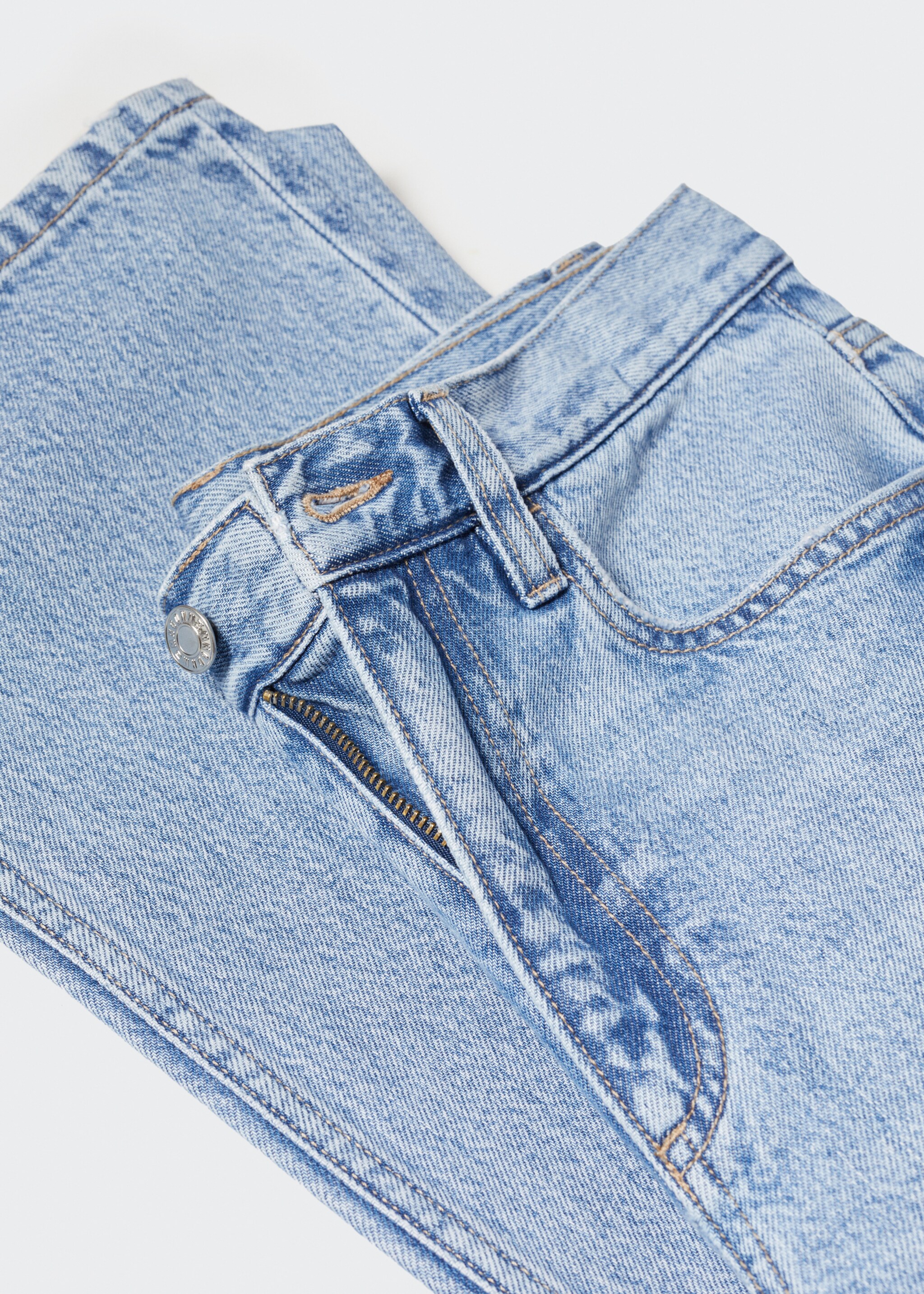 Mid-rise straight jeans - Details of the article 8, Bleach Blue. Ref: 57014406-00.