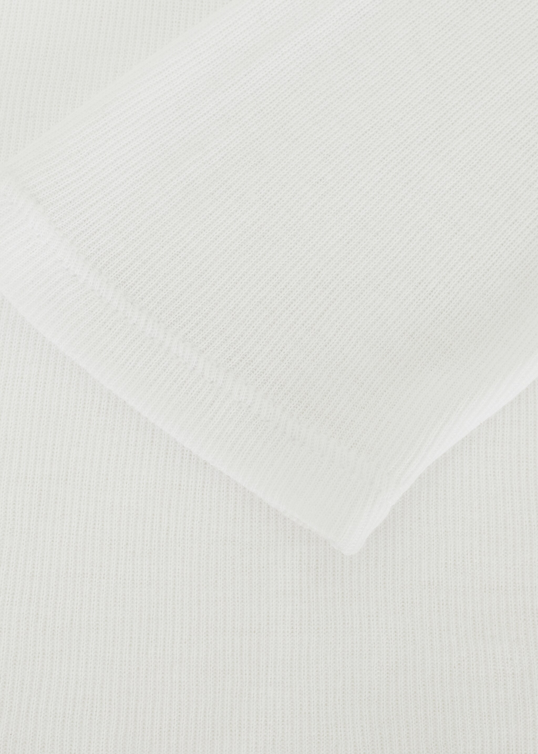 Long-sleeved fitted t-shirt - Details of the article 8, White. Ref: 57014432-00.