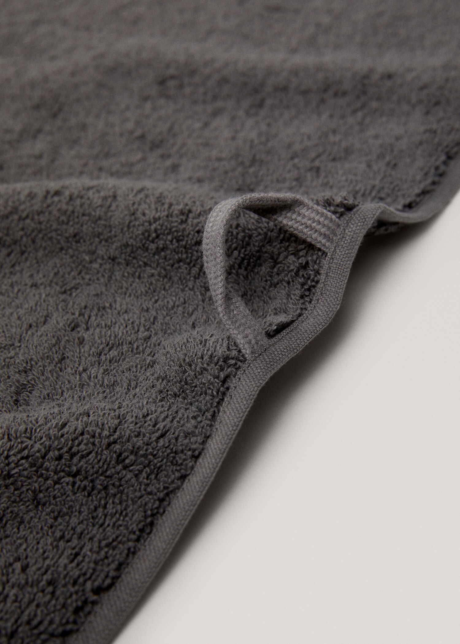 600gr/m2 cotton bath towel 90x150cm - Details of the article 3