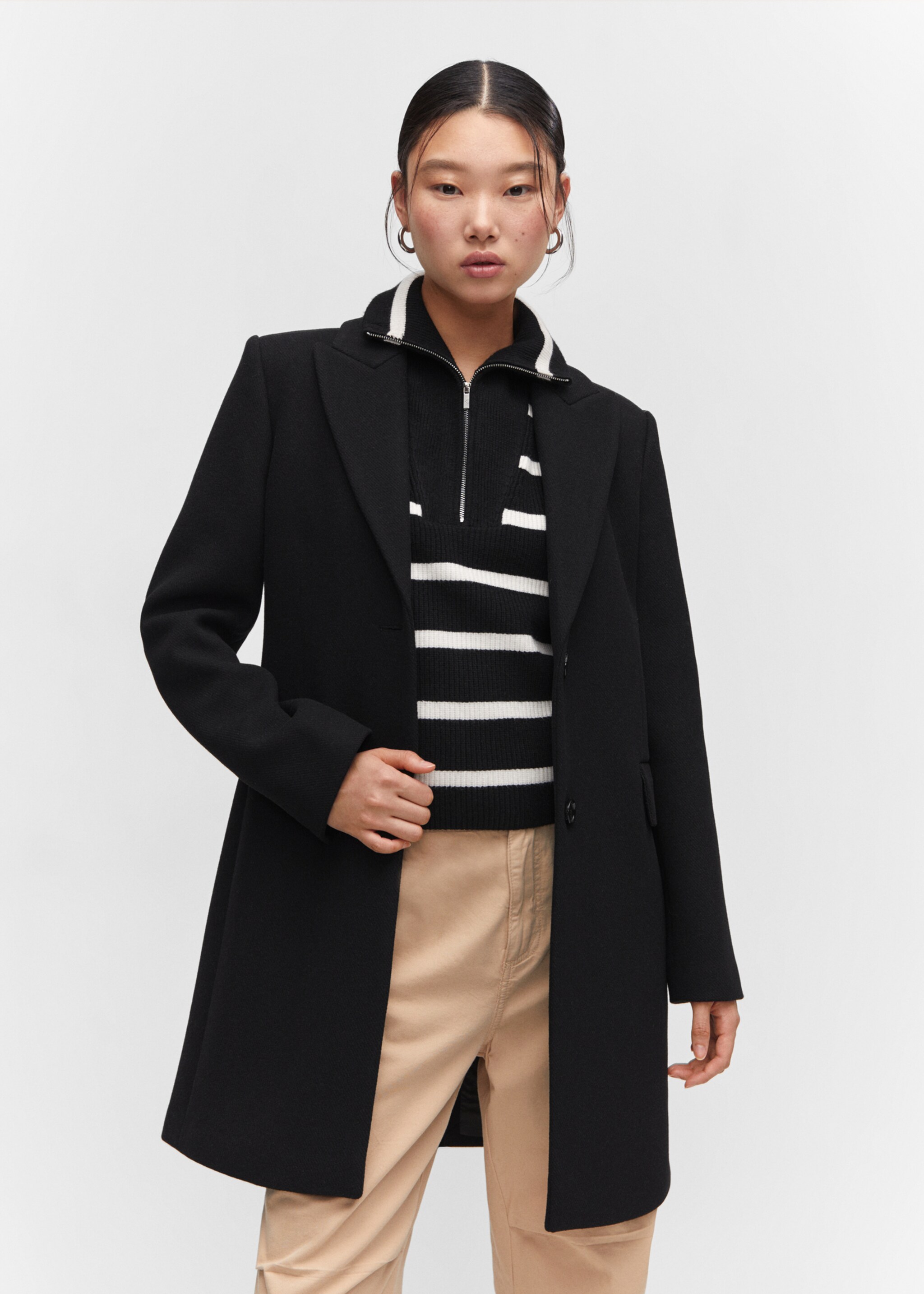 Manteau droit à revers - Plan moyen