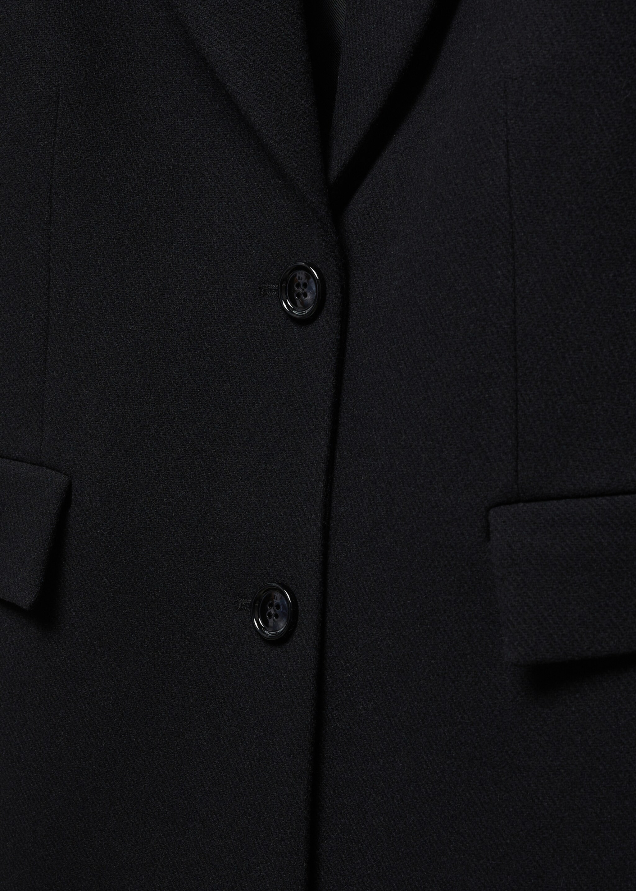 Manteau droit à revers - Détail de l'article 8