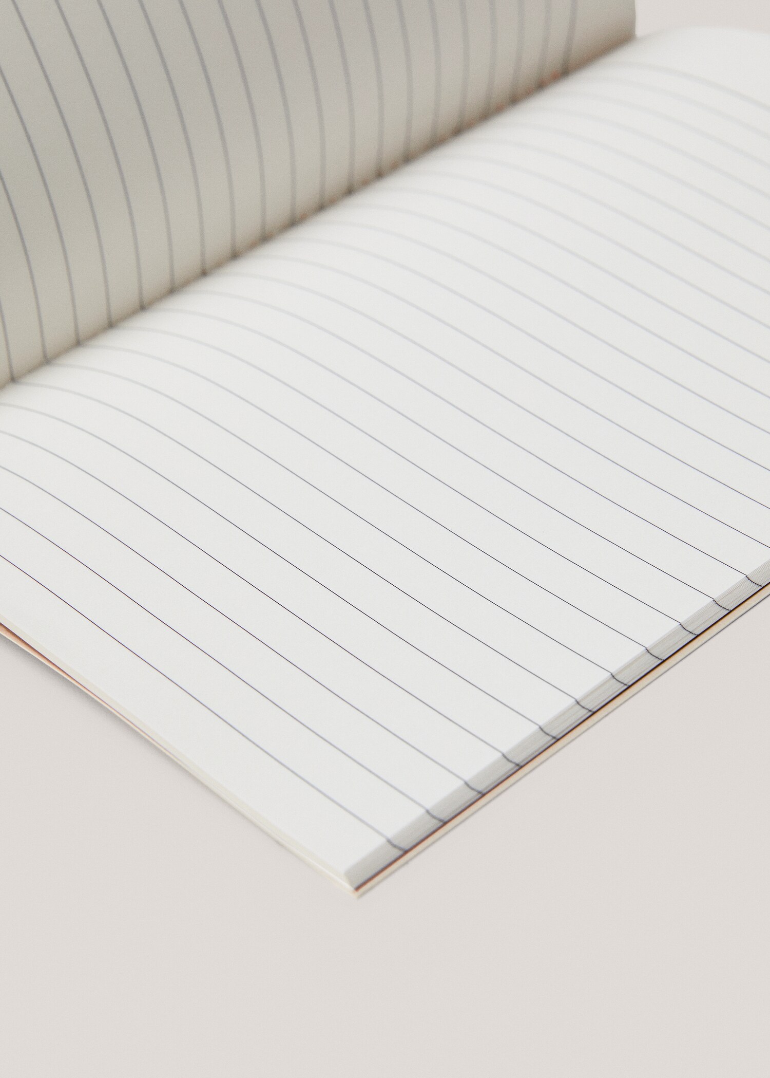 Lined notebook 21x15cm - Details of the article 2