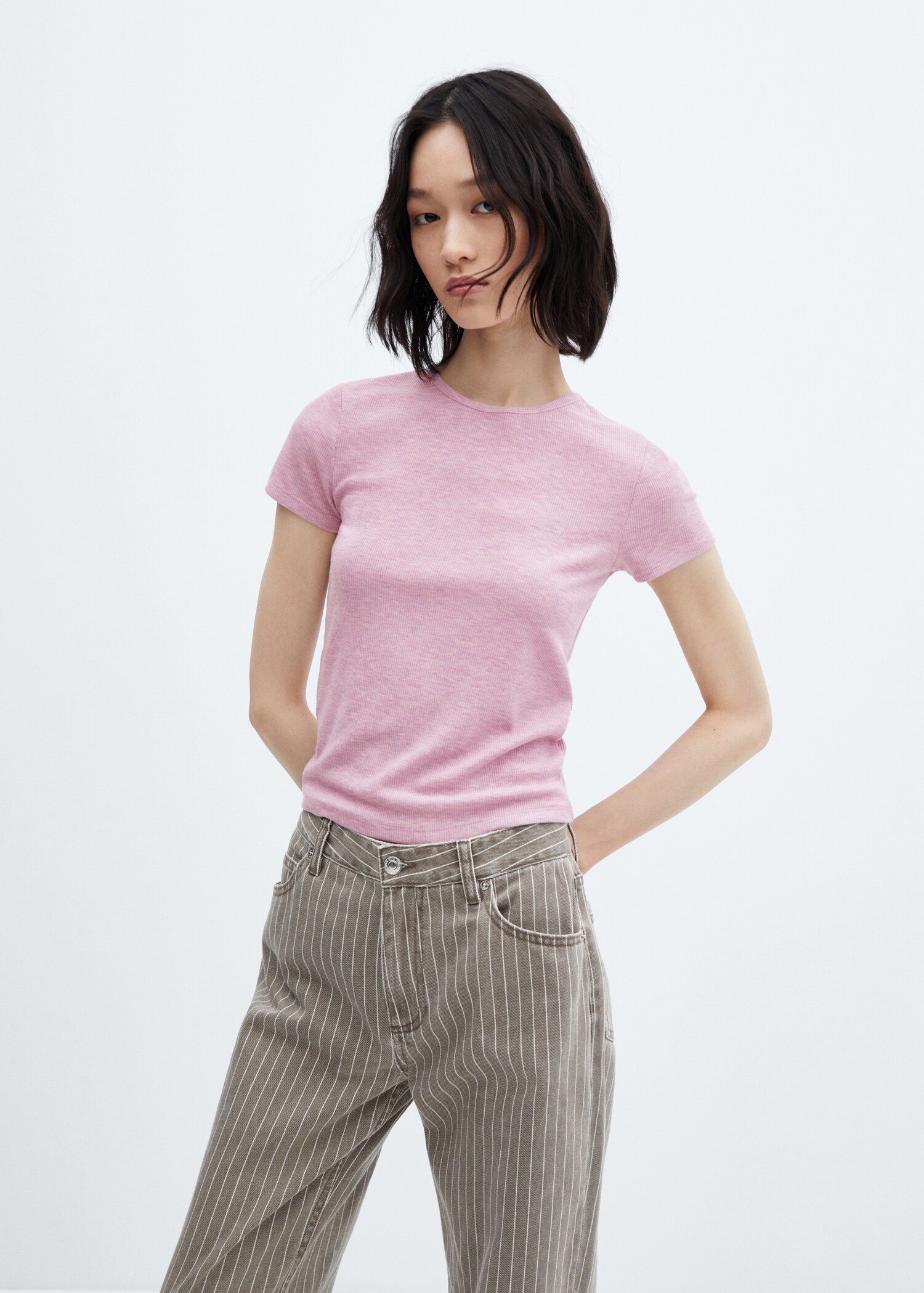 Knitted short-sleeve t-shirt - Medium plane