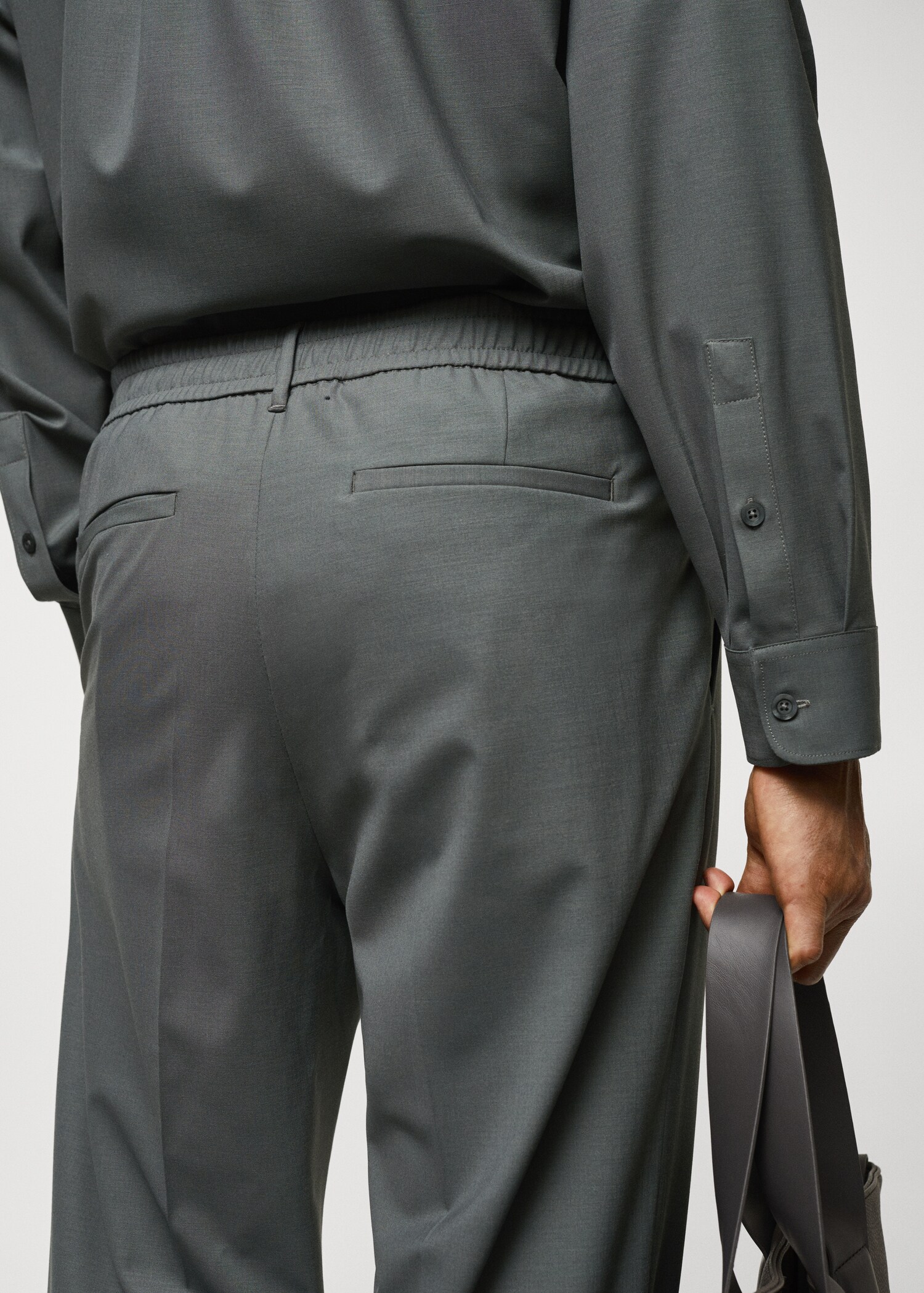 Pantalón lana pinzas relaxed fit - Detalle del artículo 4