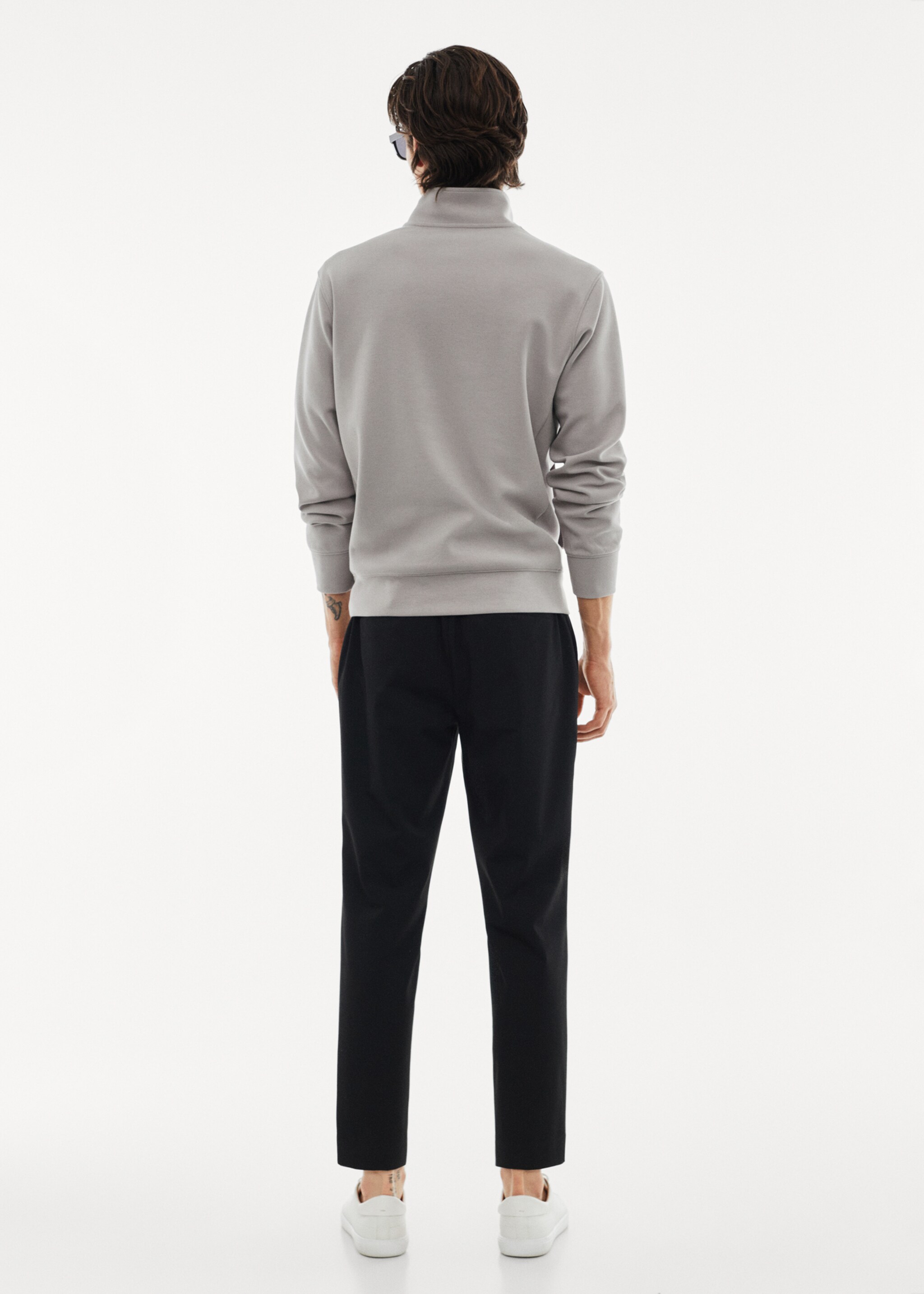 Atmungsaktives Sweatshirt mit Zip-Kragen - Rückseite des Artikels
