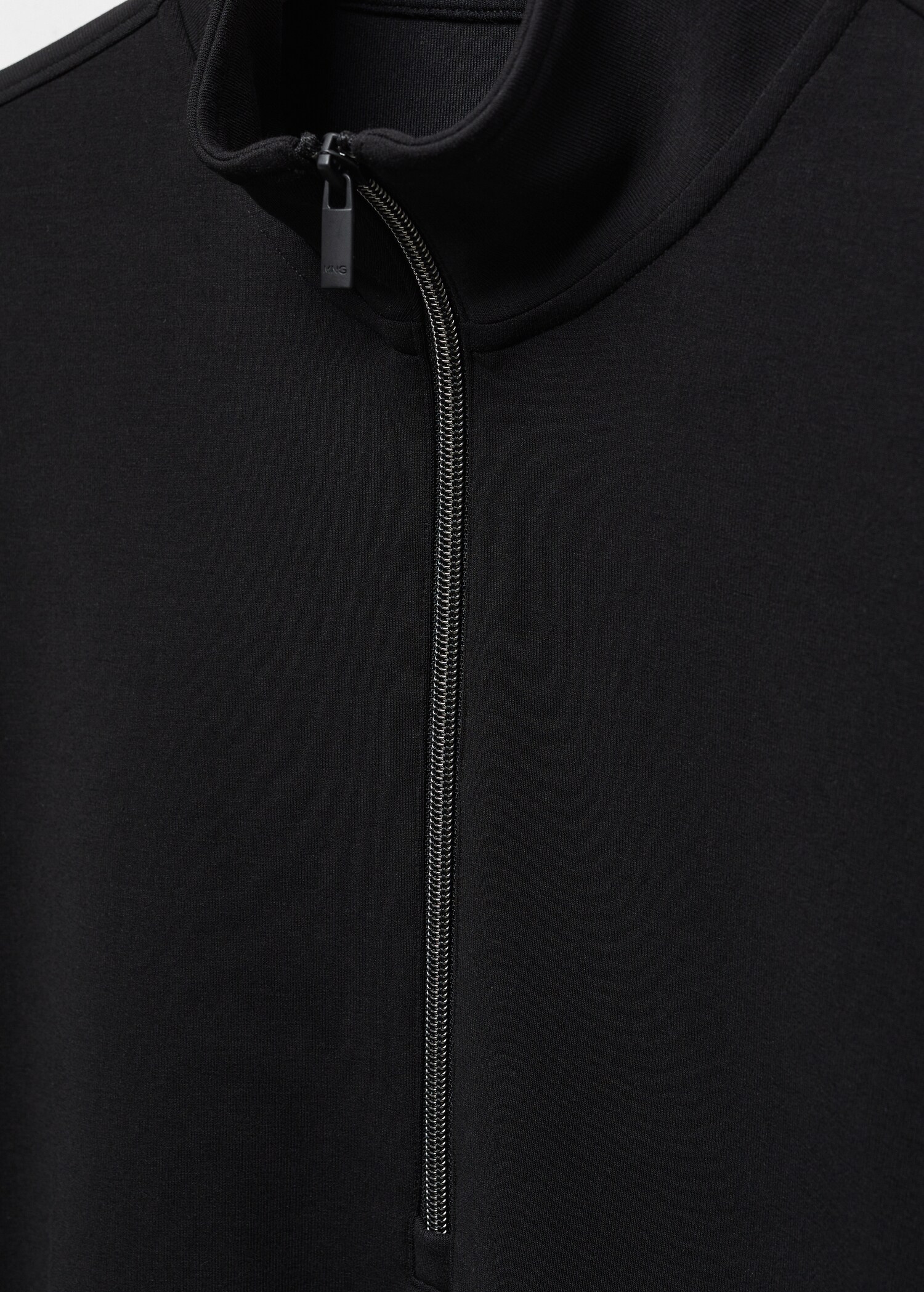 Atmungsaktives Sweatshirt mit Zip-Kragen - Detail des Artikels 8