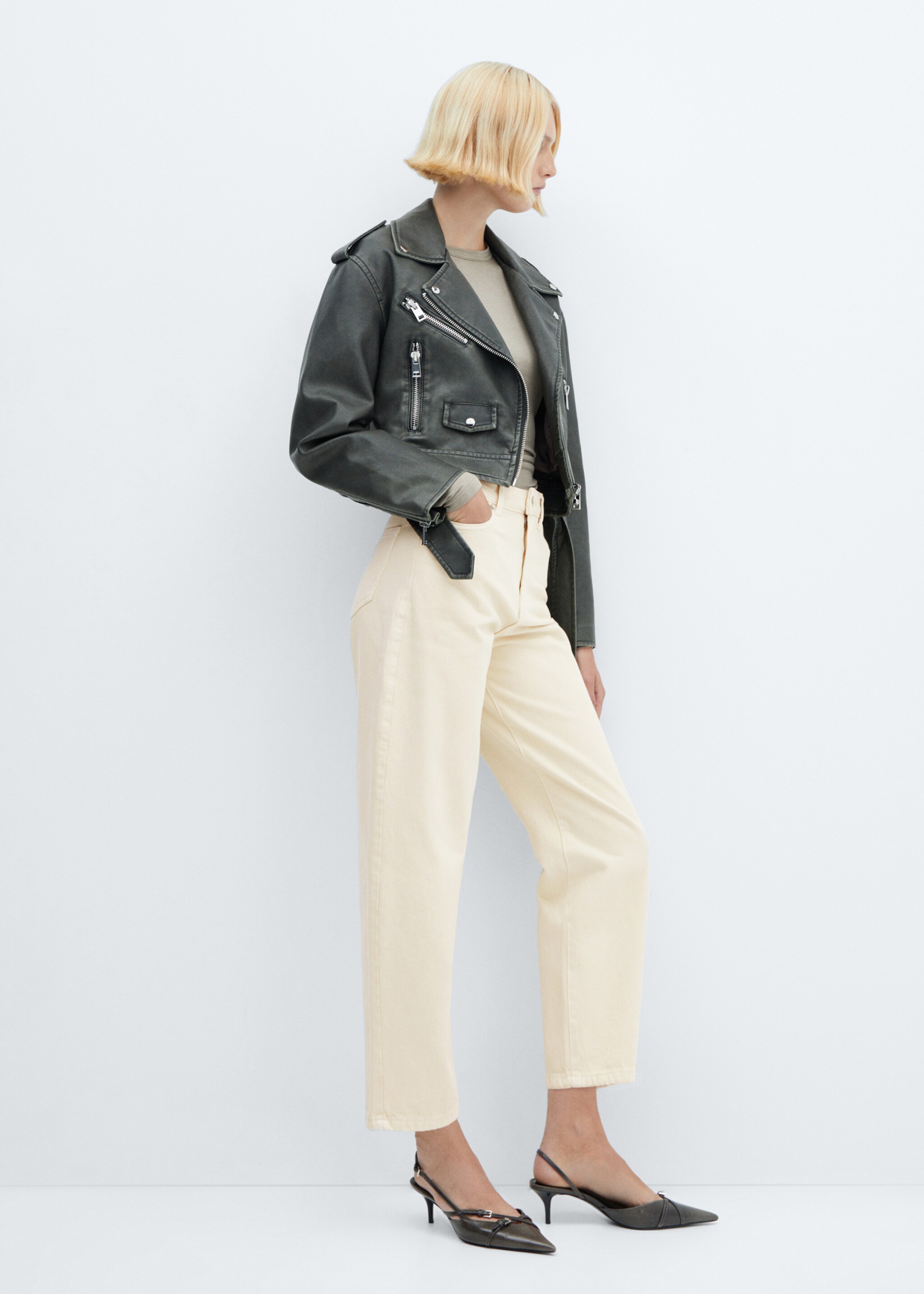 High-waist slouchy jeans - Details of the article 2, Ecru. Ref: 57015972-00.