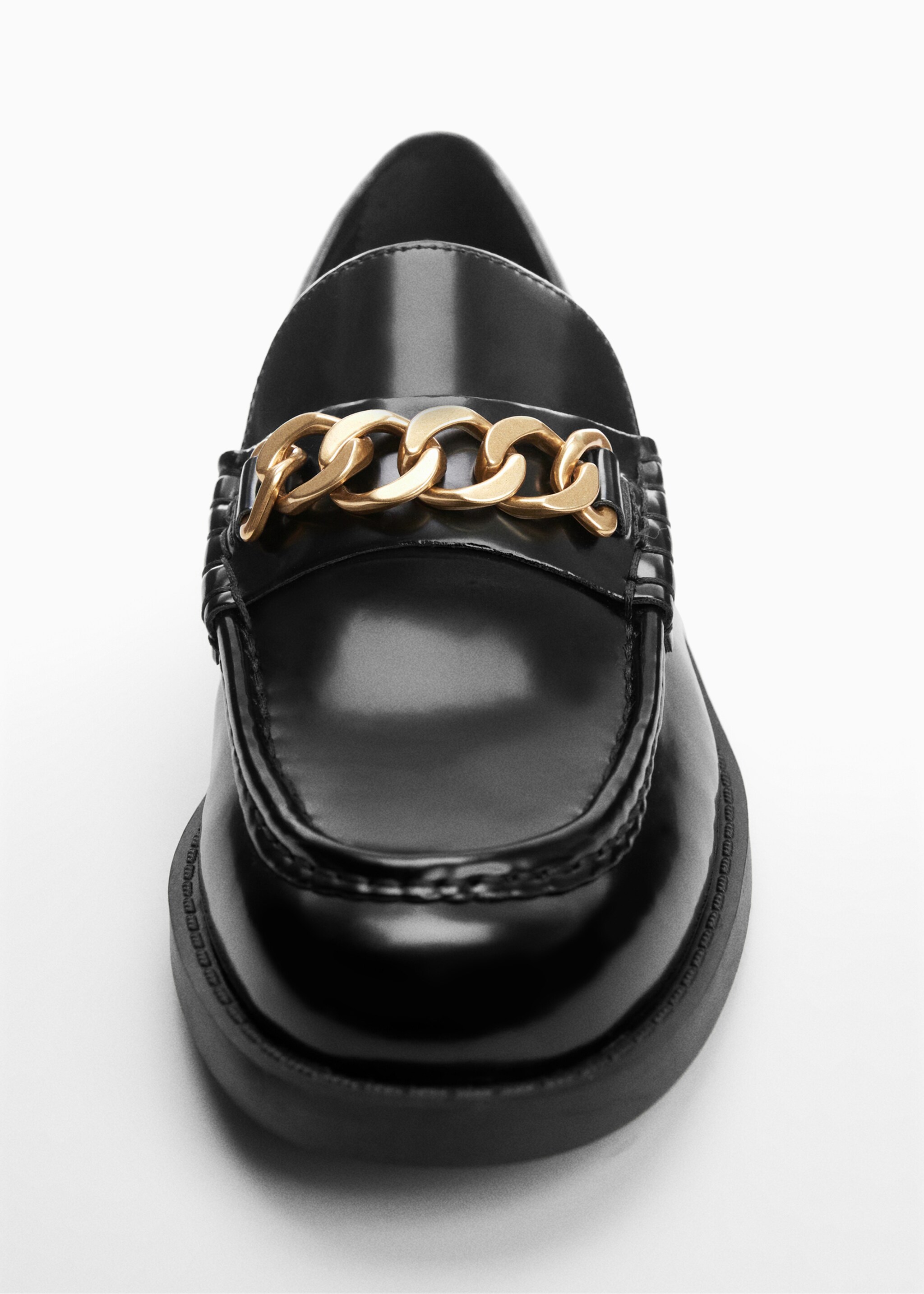 Chain loafers - Details of the article 2, Black. Ref: 57015974-00.