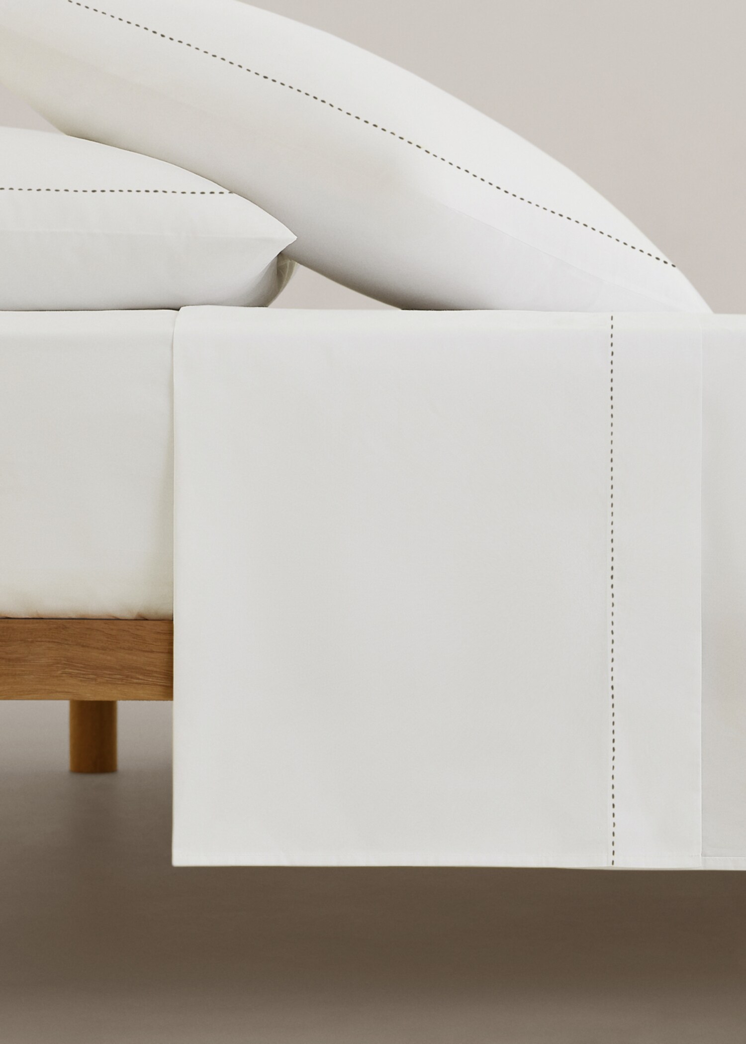 Embroidered cotton top sheet Queen bed - Medium plane