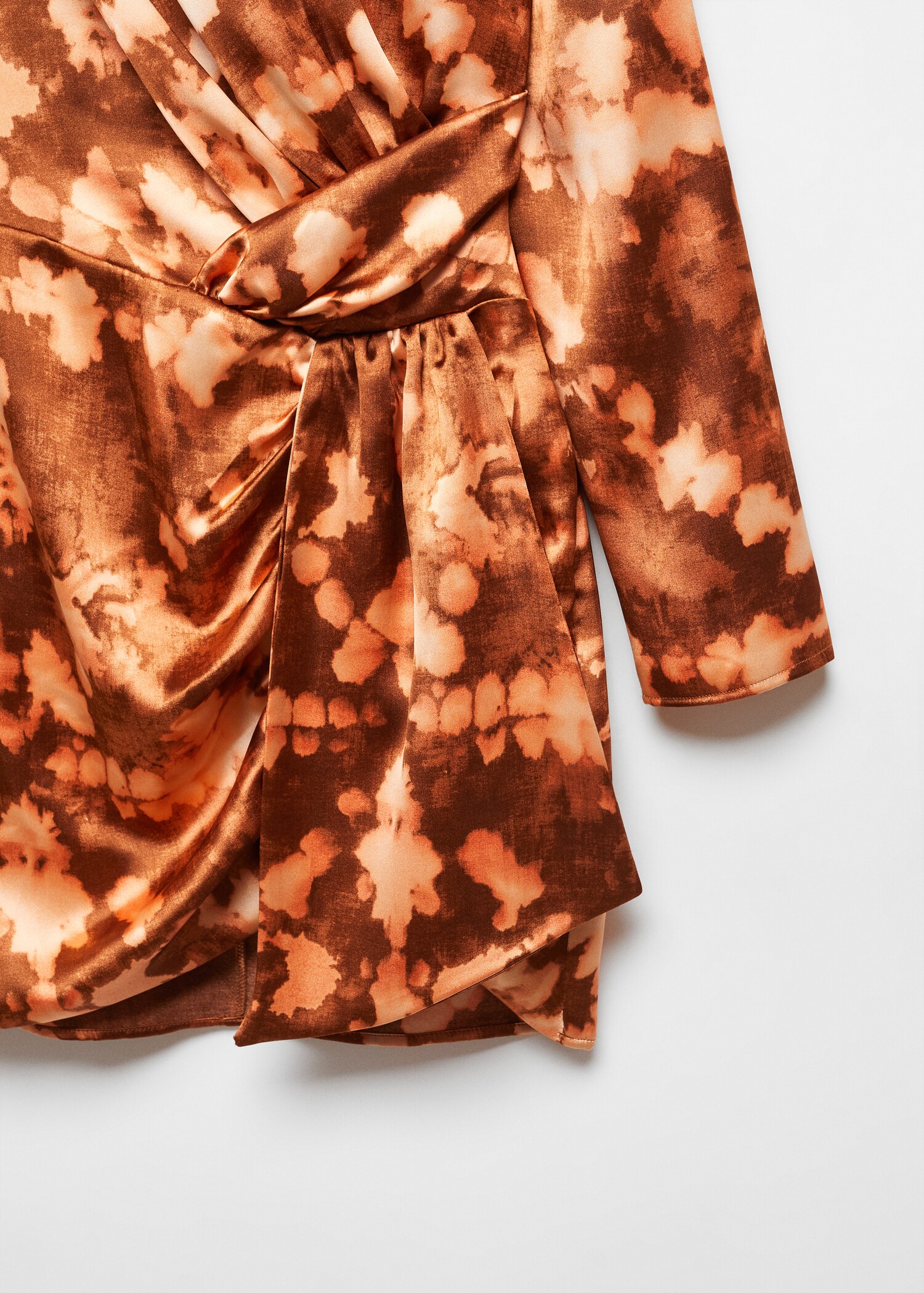 Short tie-dye draped dress - Details of the article 8