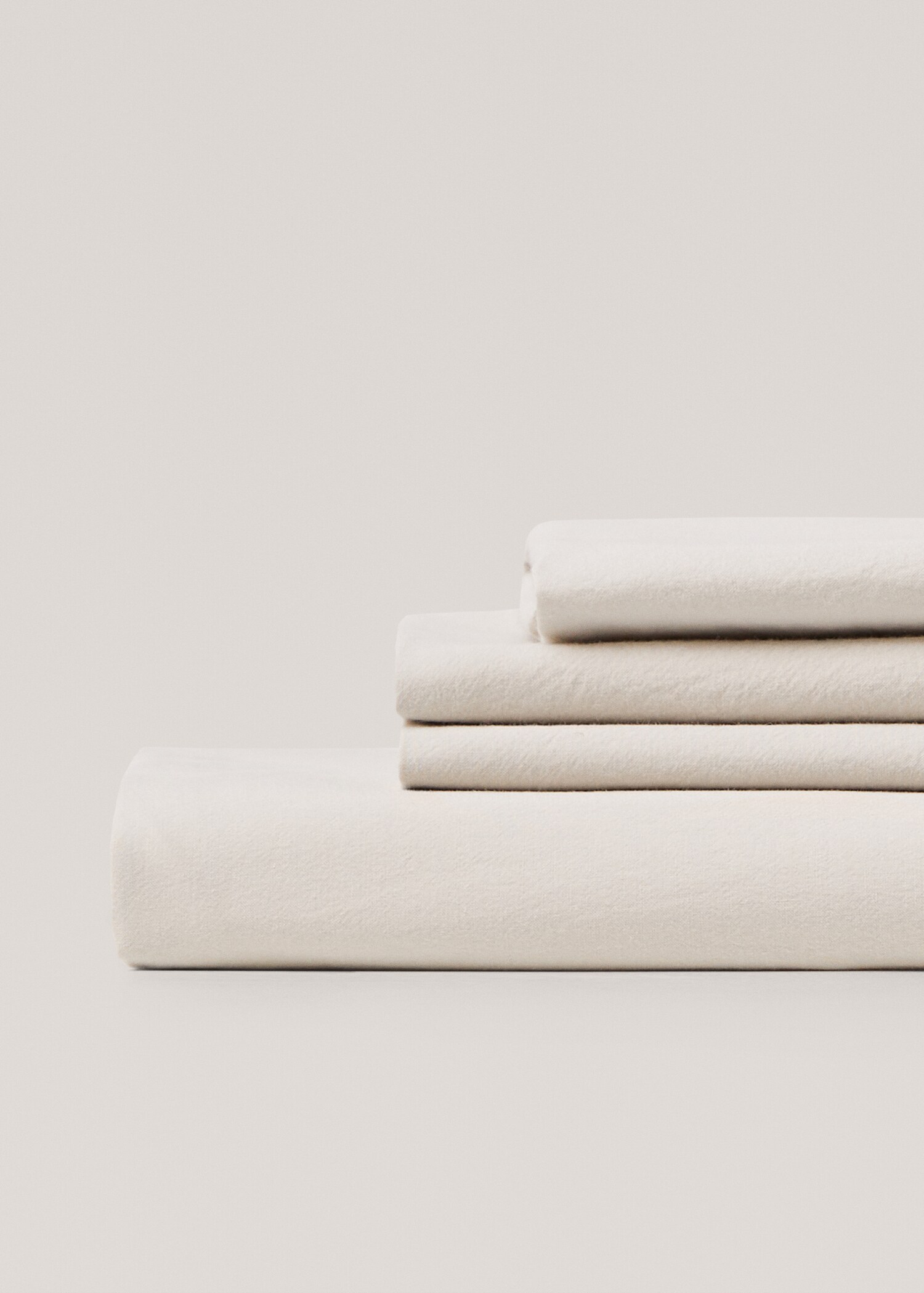 Washed cotton fitted sheet 150x200cm - Article without model