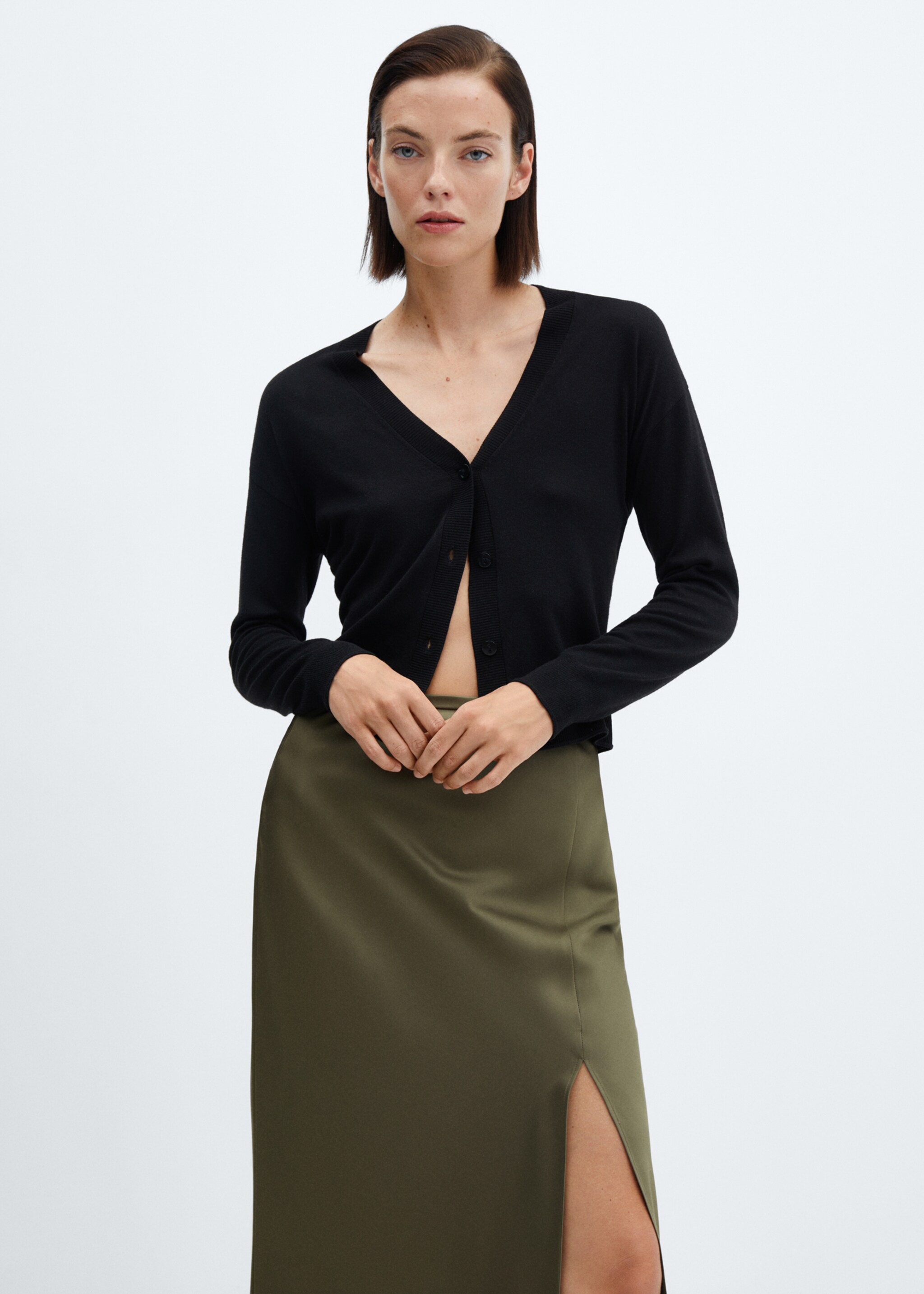 Satin skirt with side slit - Details of the article 1, Green. Ref: 57016717-00.